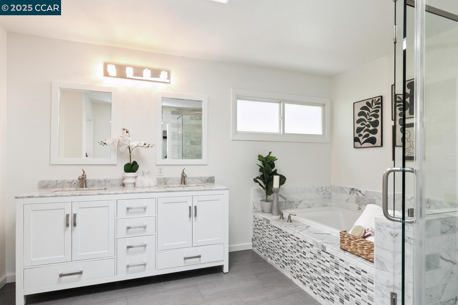 Detail Gallery Image 18 of 36 For 2 Deerfield Lane, Walnut Creek,  CA 94595 - 4 Beds | 3/1 Baths
