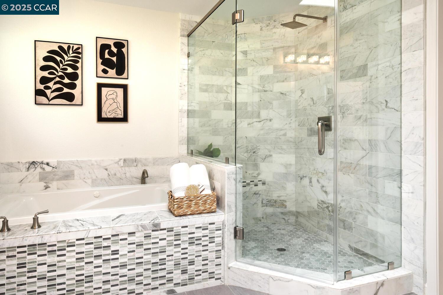 Detail Gallery Image 20 of 36 For 2 Deerfield Lane, Walnut Creek,  CA 94595 - 4 Beds | 3/1 Baths