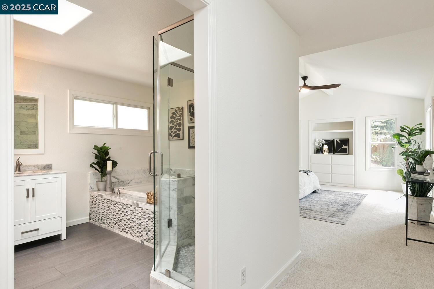 Detail Gallery Image 21 of 36 For 2 Deerfield Lane, Walnut Creek,  CA 94595 - 4 Beds | 3/1 Baths