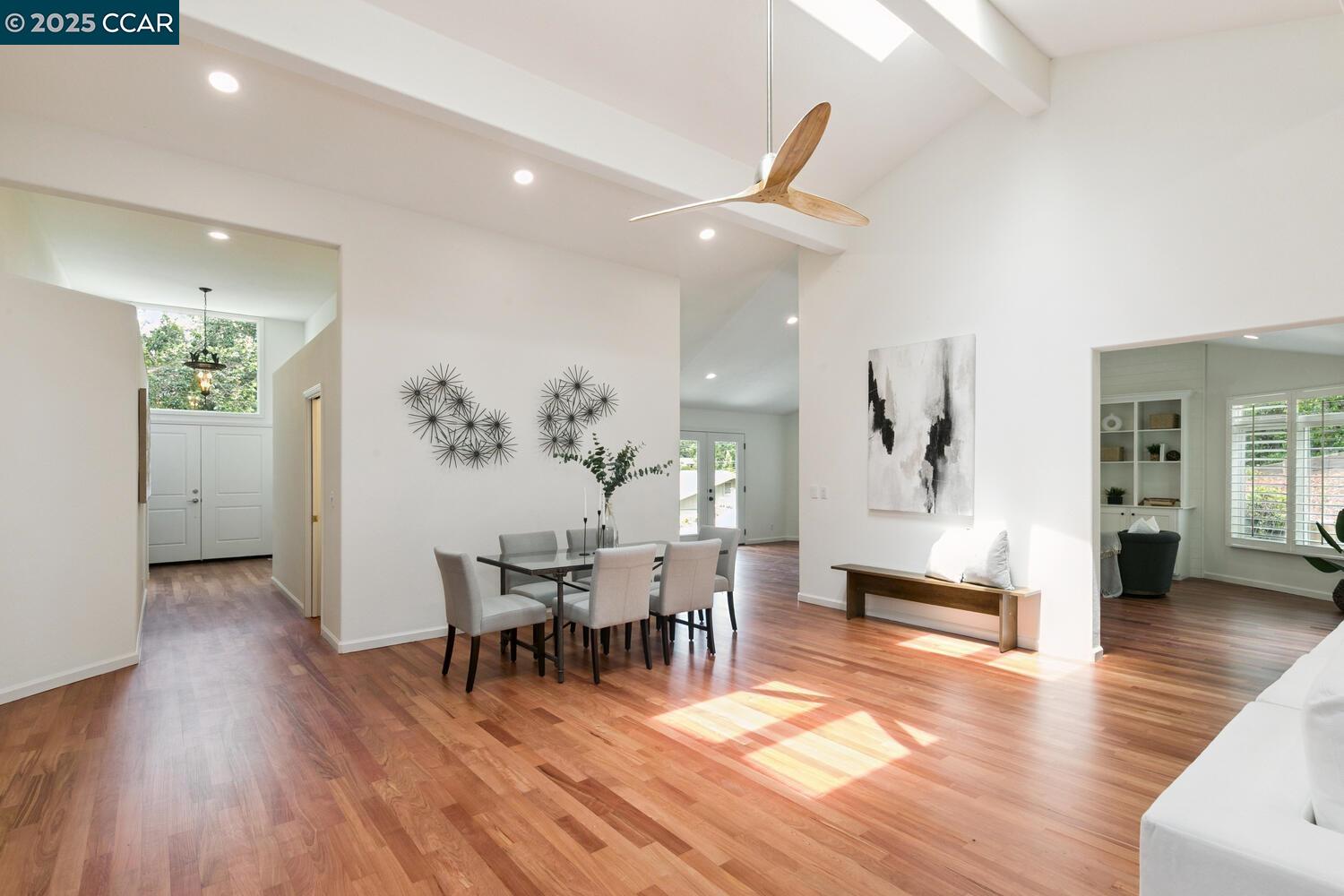 Detail Gallery Image 9 of 36 For 2 Deerfield Lane, Walnut Creek,  CA 94595 - 4 Beds | 3/1 Baths