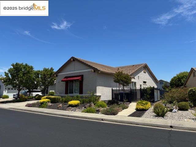 Detail Gallery Image 2 of 16 For 366 St Claire Ter, Brentwood,  CA 94513 - 2 Beds | 2 Baths