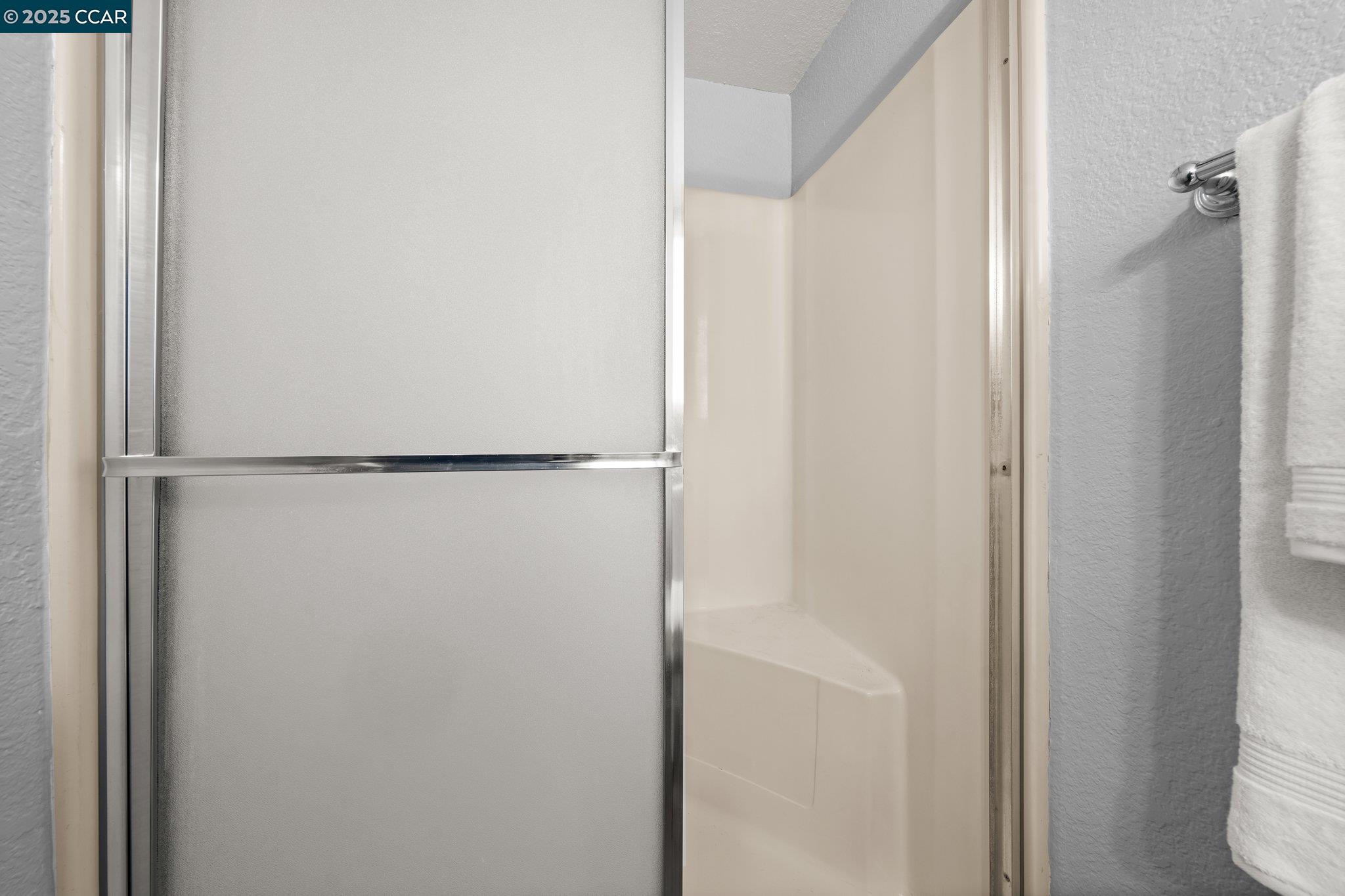 Photo #17: 41103744 Listing: Photo #17