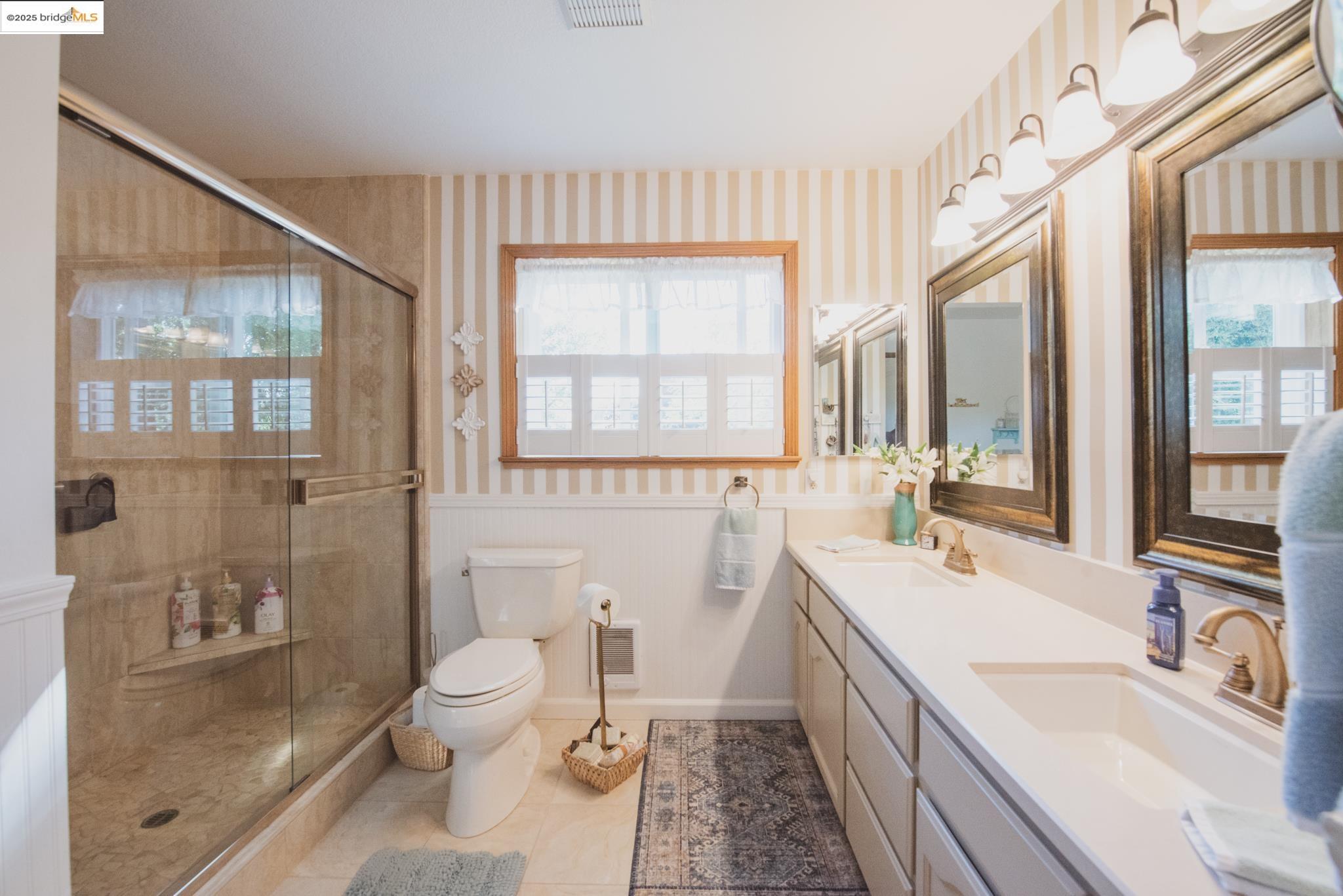 Detail Gallery Image 19 of 49 For 15811 Bev Barron Rd, Sonora,  CA 95370 - 3 Beds | 2 Baths
