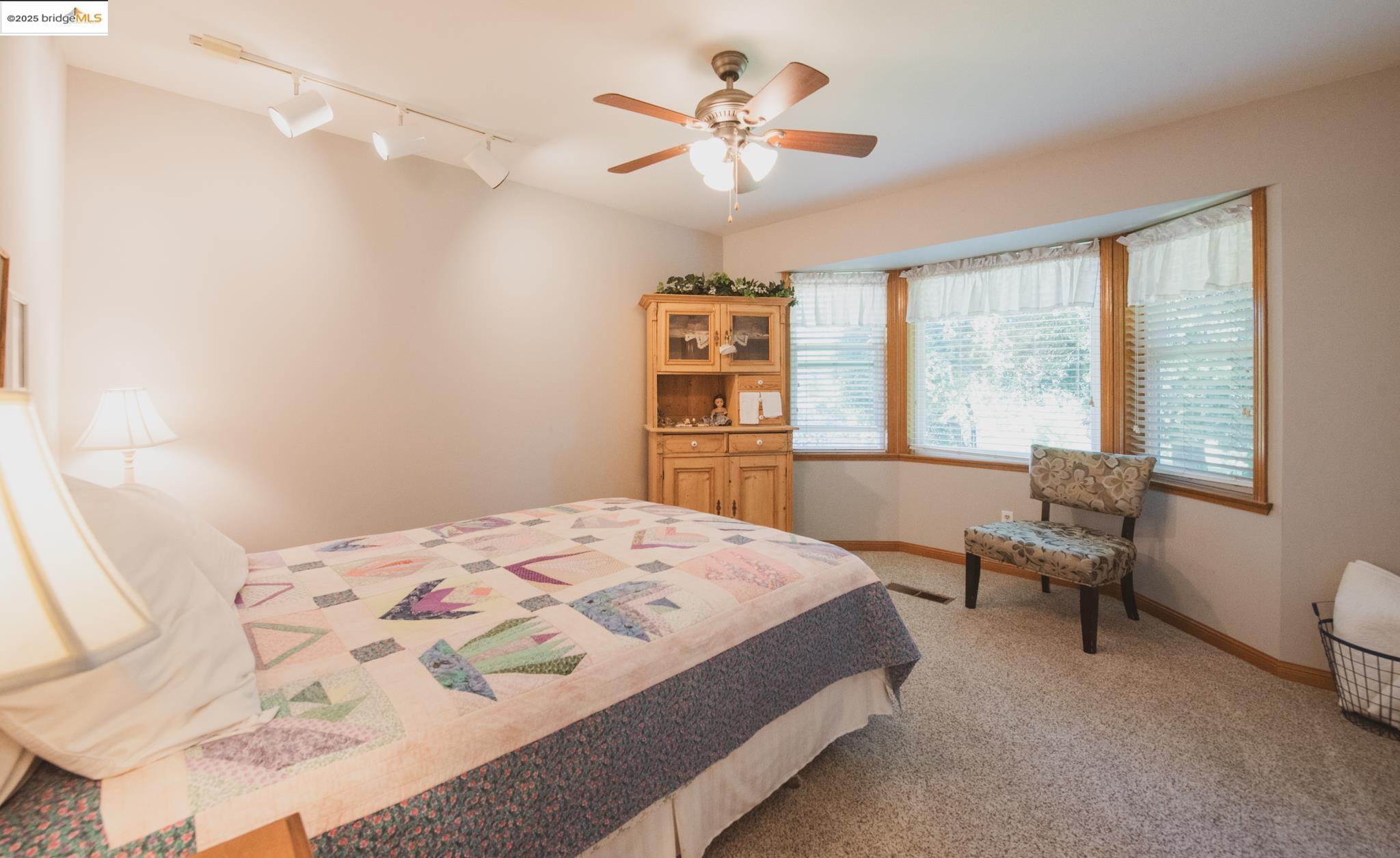 Detail Gallery Image 23 of 49 For 15811 Bev Barron Rd, Sonora,  CA 95370 - 3 Beds | 2 Baths