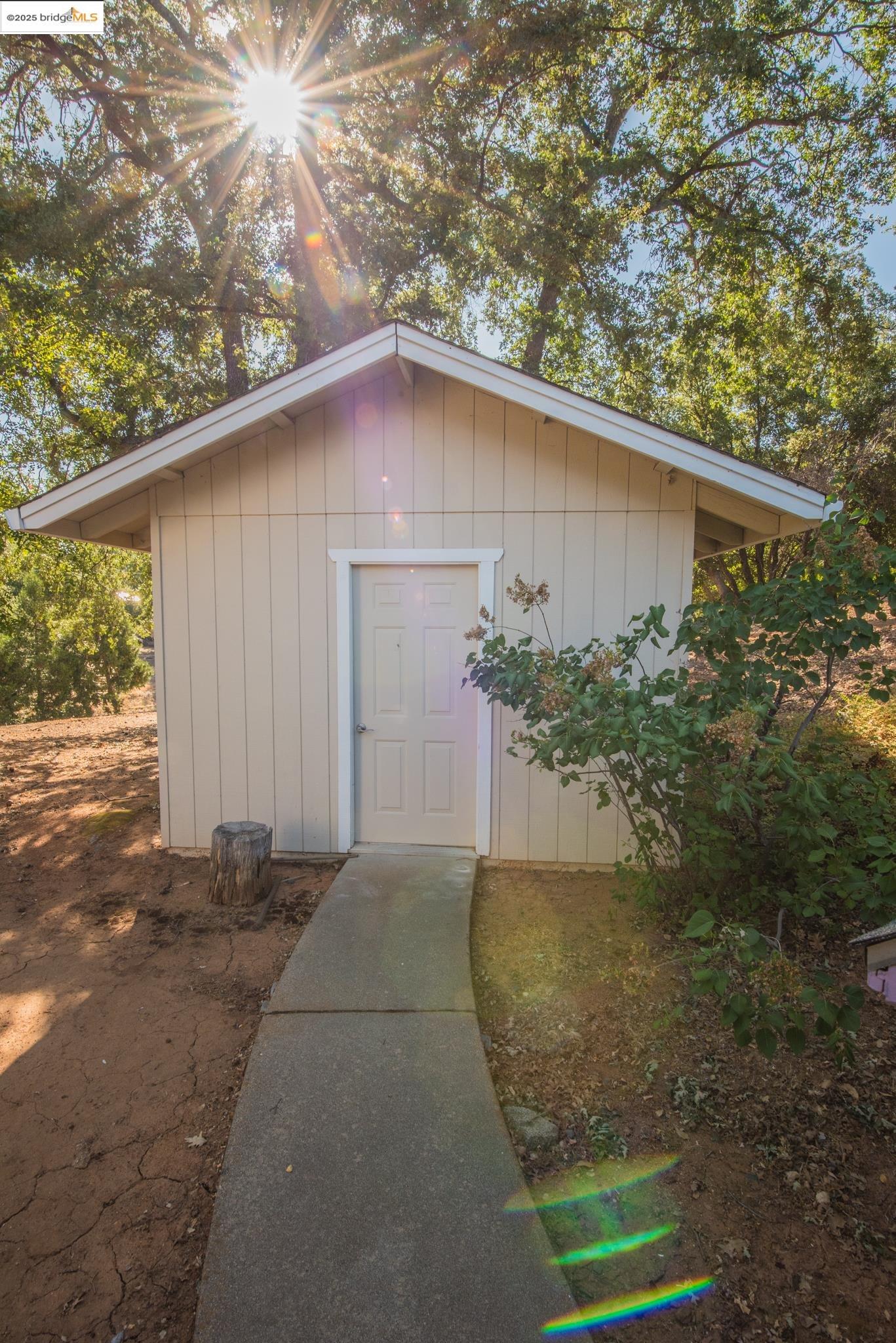 Detail Gallery Image 31 of 49 For 15811 Bev Barron Rd, Sonora,  CA 95370 - 3 Beds | 2 Baths