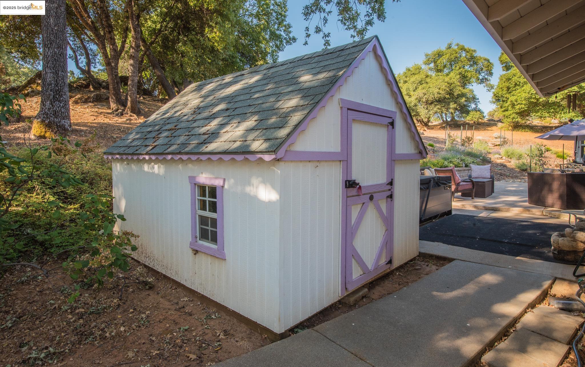 Detail Gallery Image 36 of 49 For 15811 Bev Barron Rd, Sonora,  CA 95370 - 3 Beds | 2 Baths