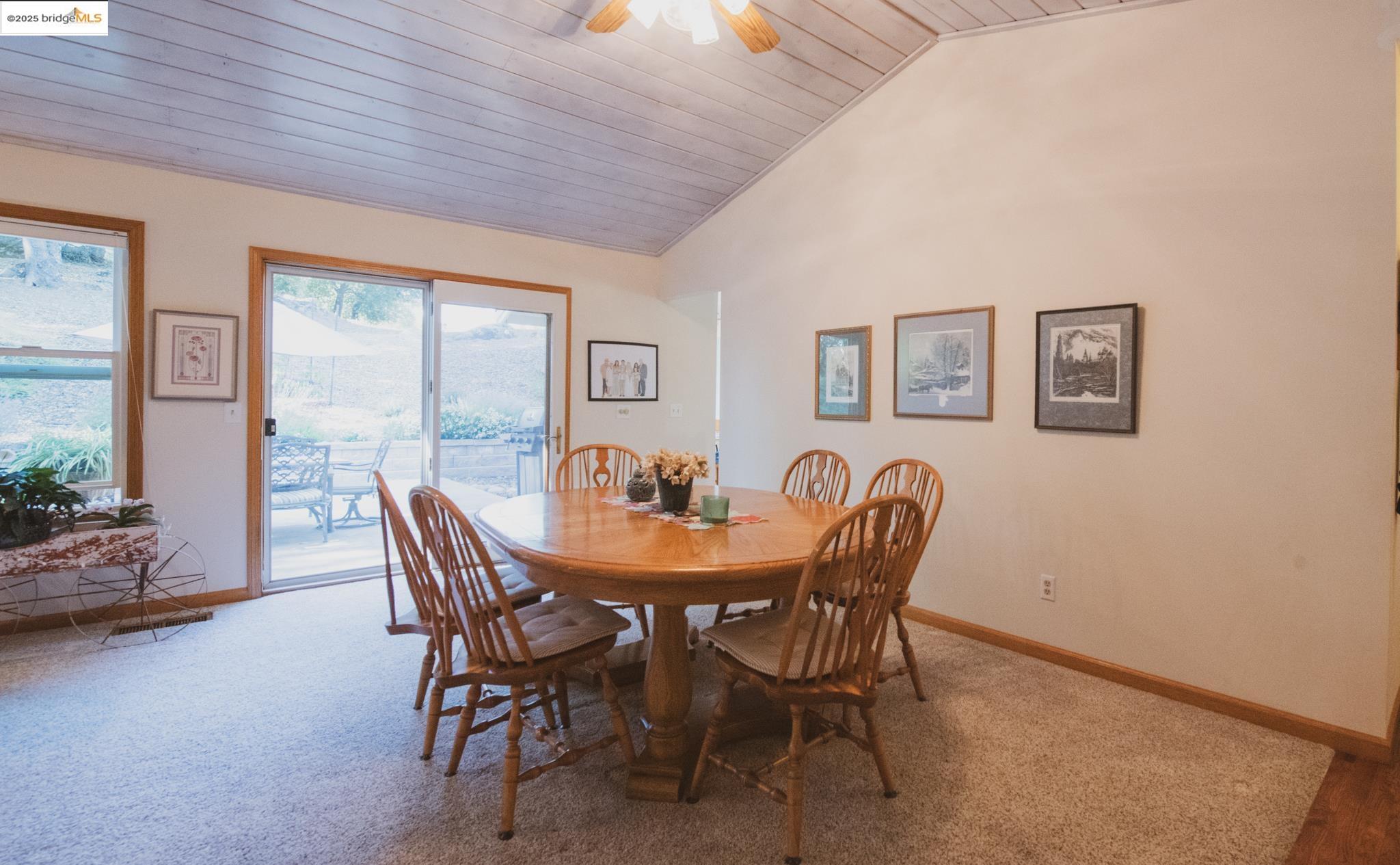Detail Gallery Image 6 of 49 For 15811 Bev Barron Rd, Sonora,  CA 95370 - 3 Beds | 2 Baths