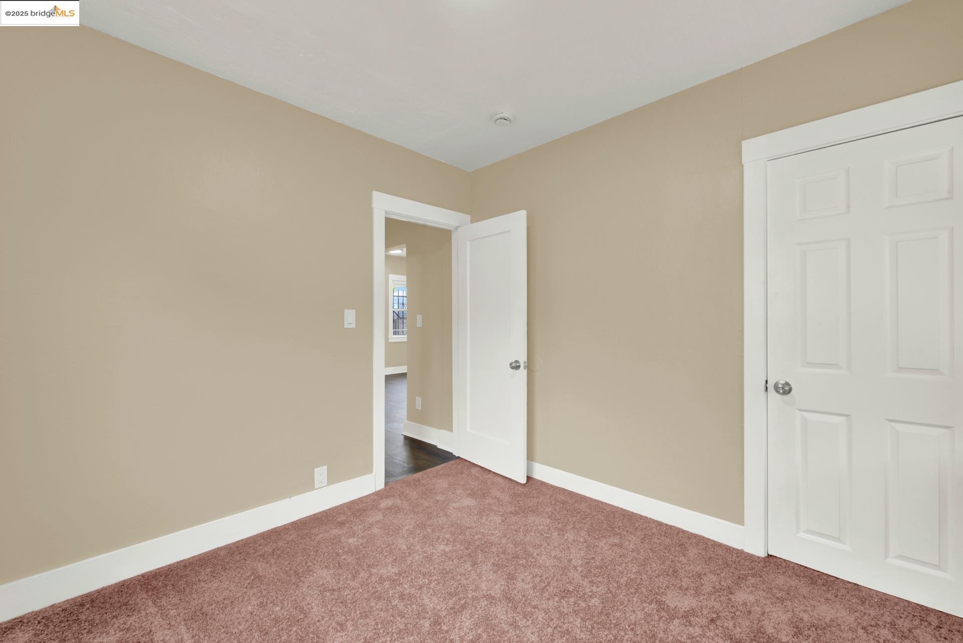 Detail Gallery Image 31 of 34 For 2706 75th Ave, Oakland,  CA 94605 - 3 Beds | 1 Baths
