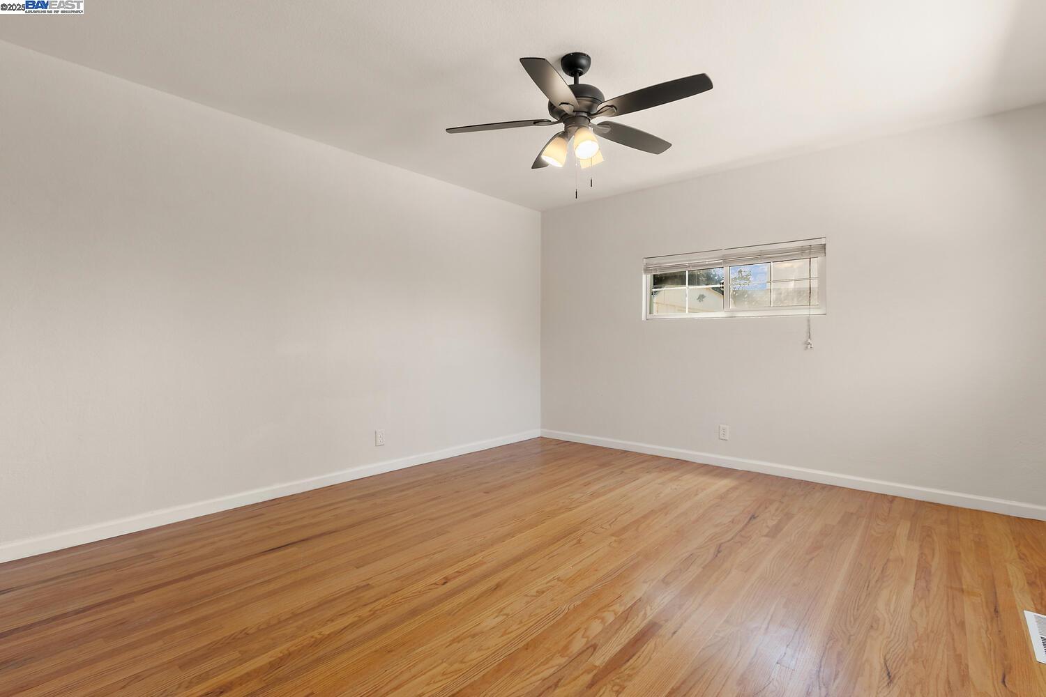 Detail Gallery Image 16 of 45 For 5221 Roxanne Ct, Livermore,  CA 94550 - 4 Beds | 2 Baths