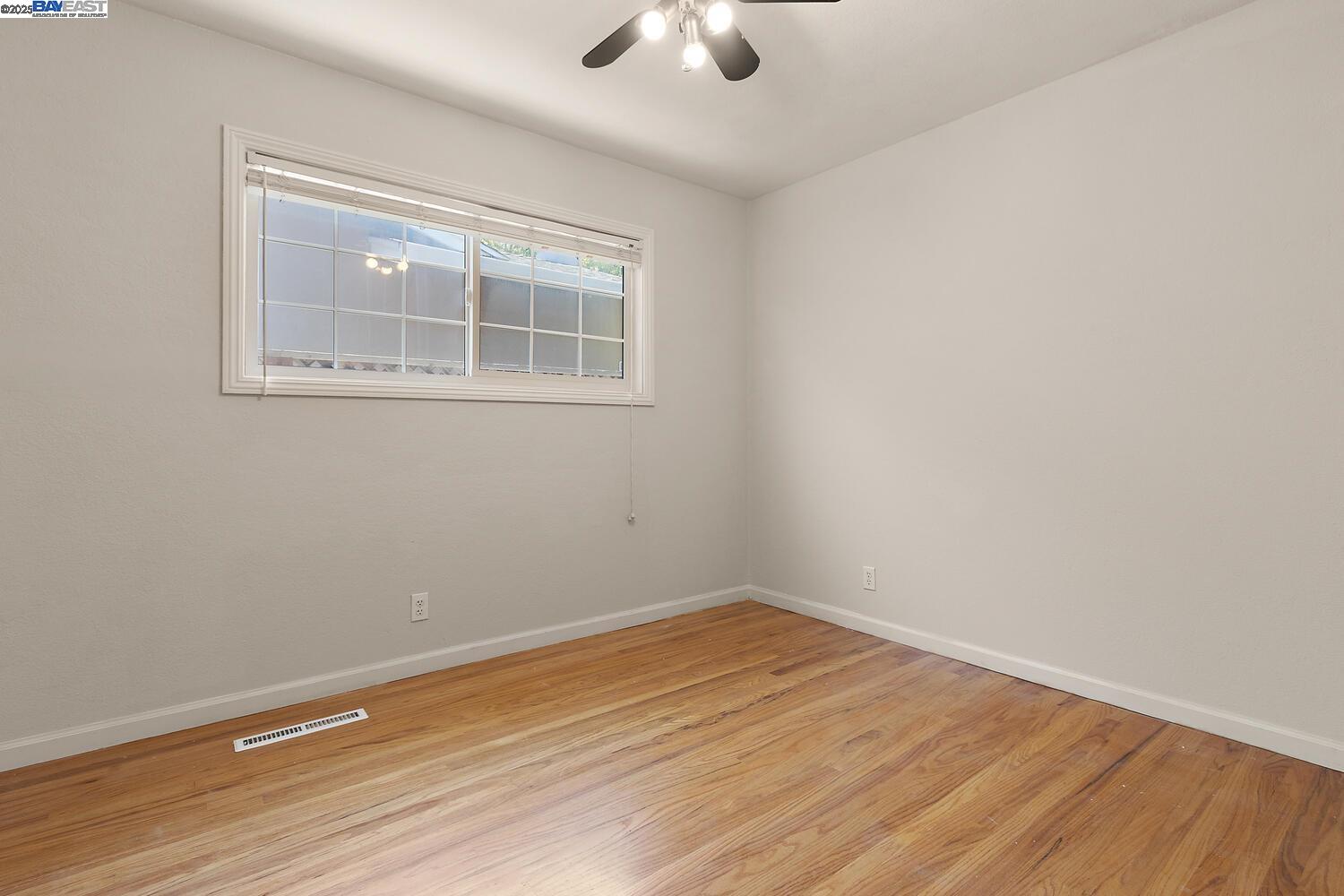 Detail Gallery Image 25 of 45 For 5221 Roxanne Ct, Livermore,  CA 94550 - 4 Beds | 2 Baths
