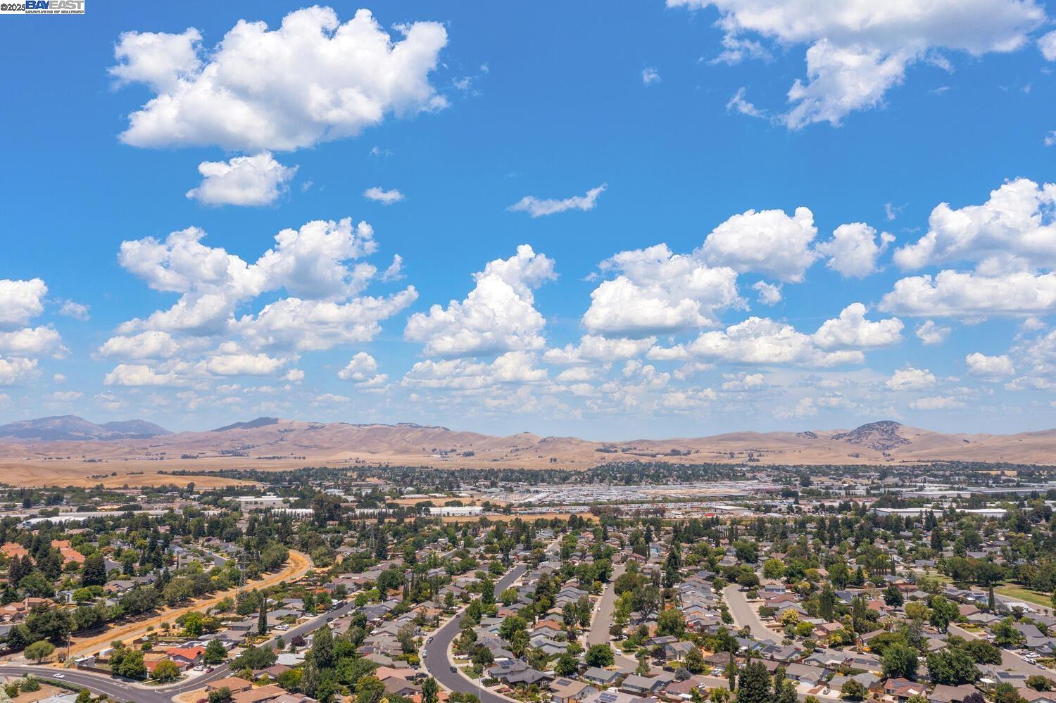 Detail Gallery Image 40 of 45 For 5221 Roxanne Ct, Livermore,  CA 94550 - 4 Beds | 2 Baths