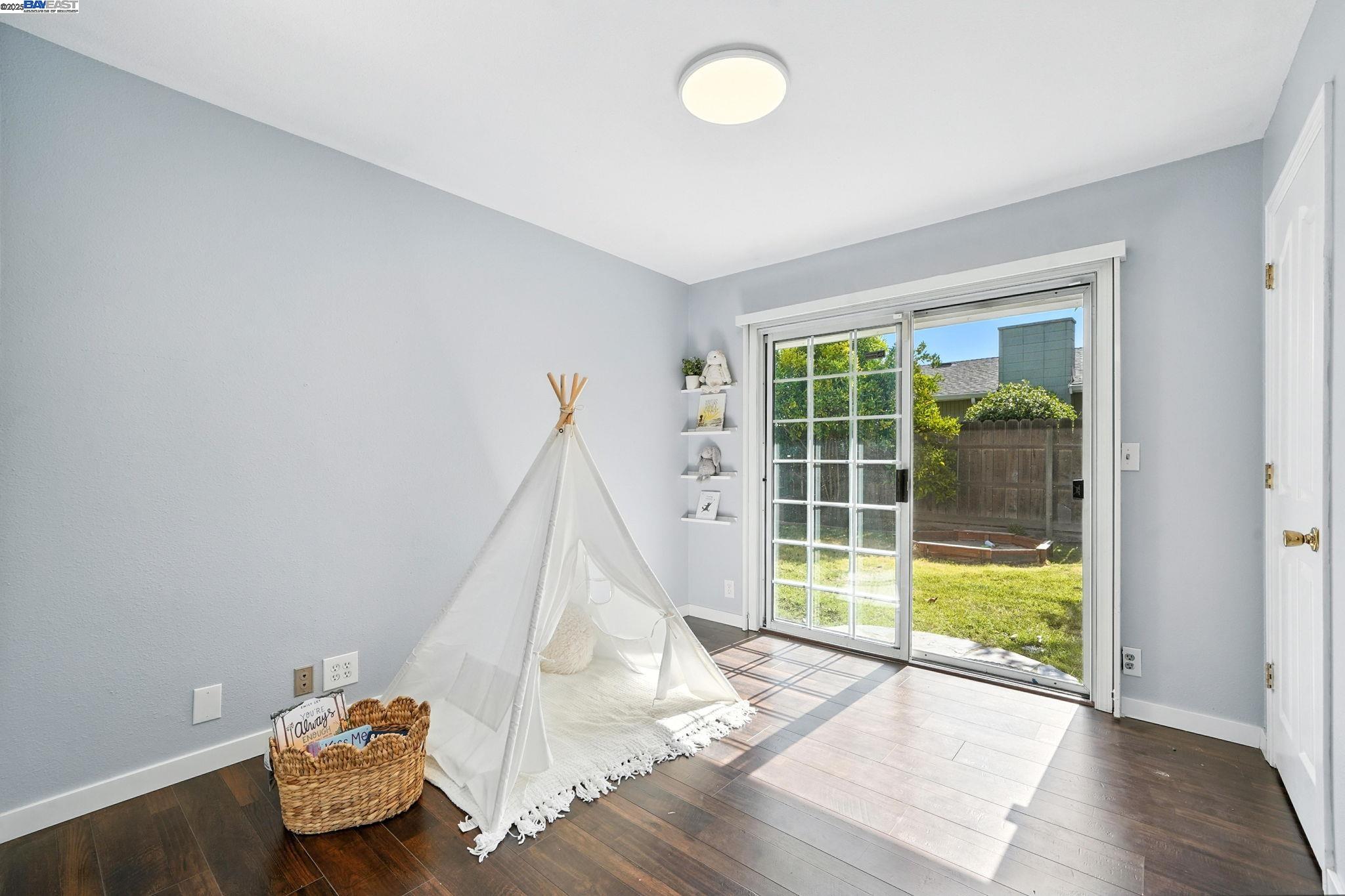 Detail Gallery Image 16 of 42 For 1655 Wendy Dr, Pleasant Hill,  CA 94523 - 3 Beds | 2 Baths