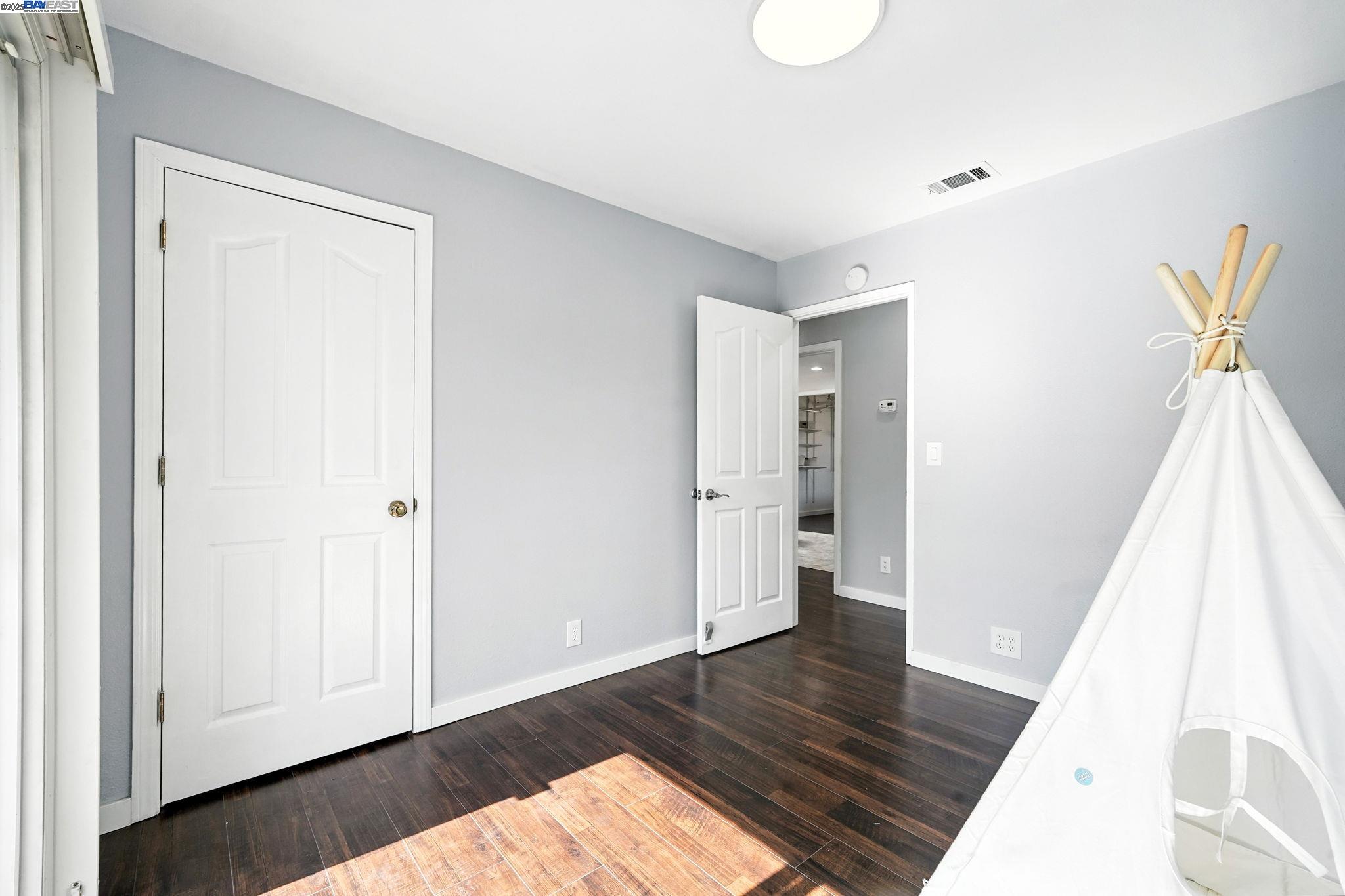 Detail Gallery Image 17 of 42 For 1655 Wendy Dr, Pleasant Hill,  CA 94523 - 3 Beds | 2 Baths