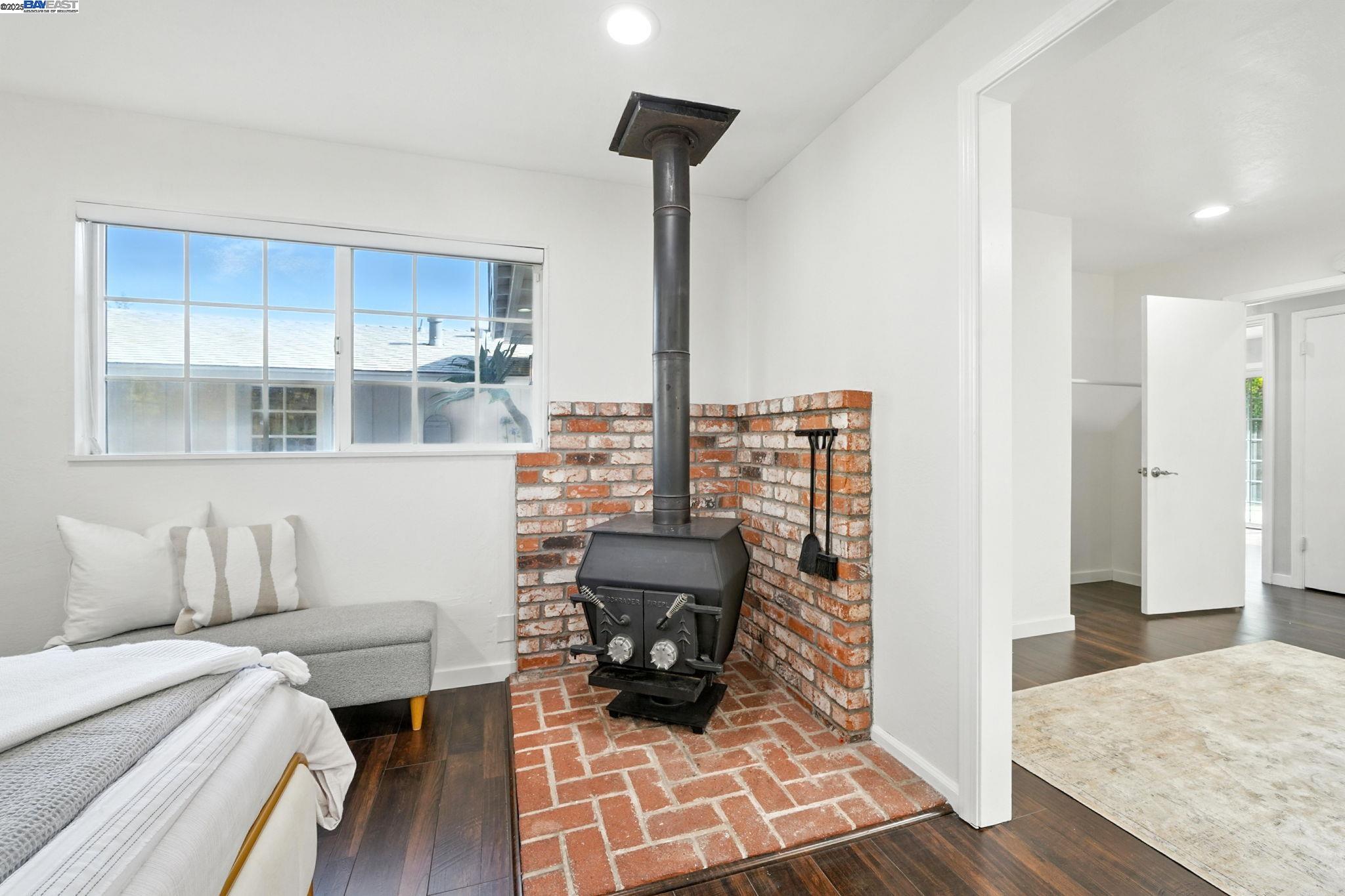 Detail Gallery Image 24 of 42 For 1655 Wendy Dr, Pleasant Hill,  CA 94523 - 3 Beds | 2 Baths