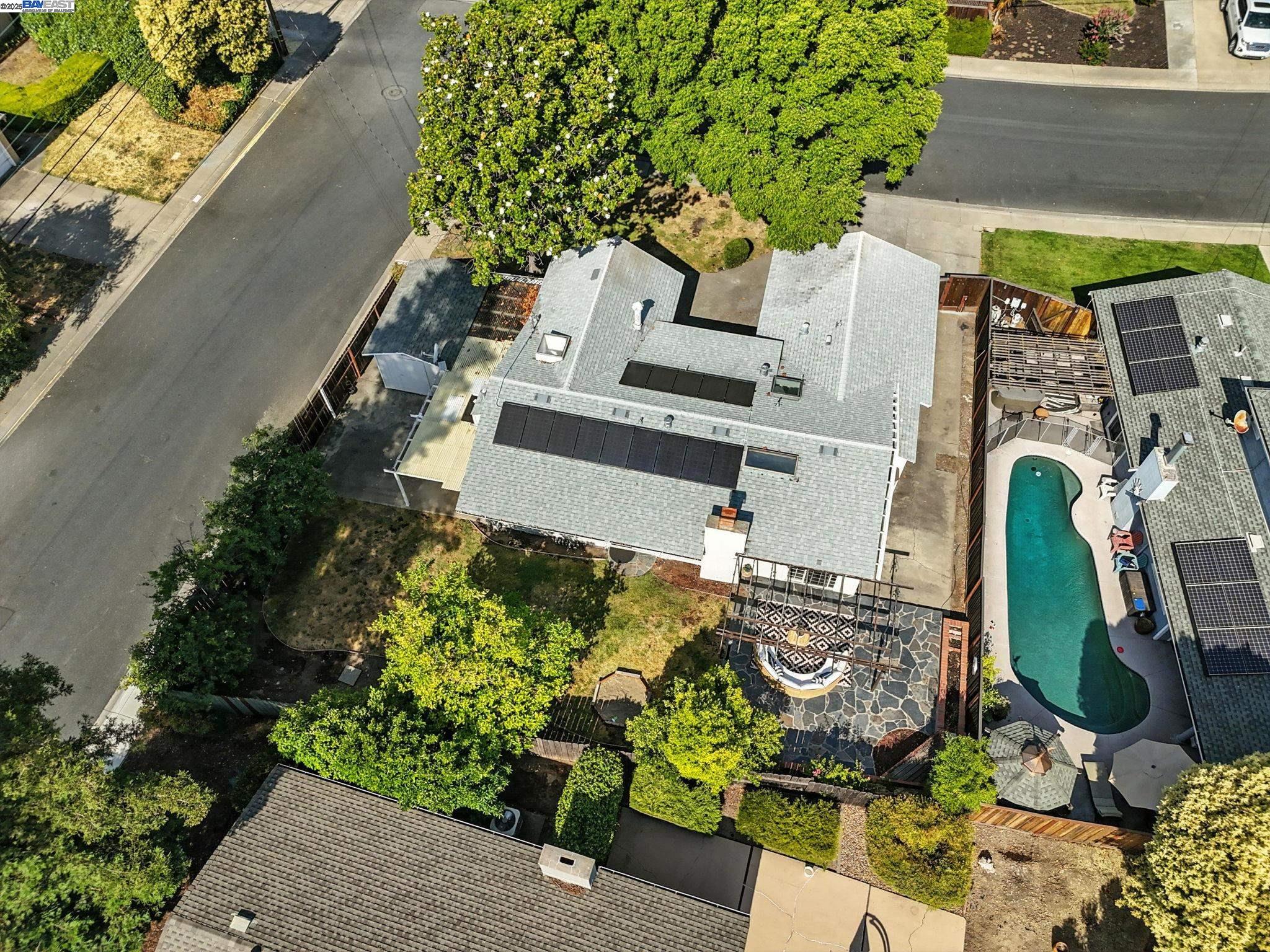 Detail Gallery Image 35 of 42 For 1655 Wendy Dr, Pleasant Hill,  CA 94523 - 3 Beds | 2 Baths
