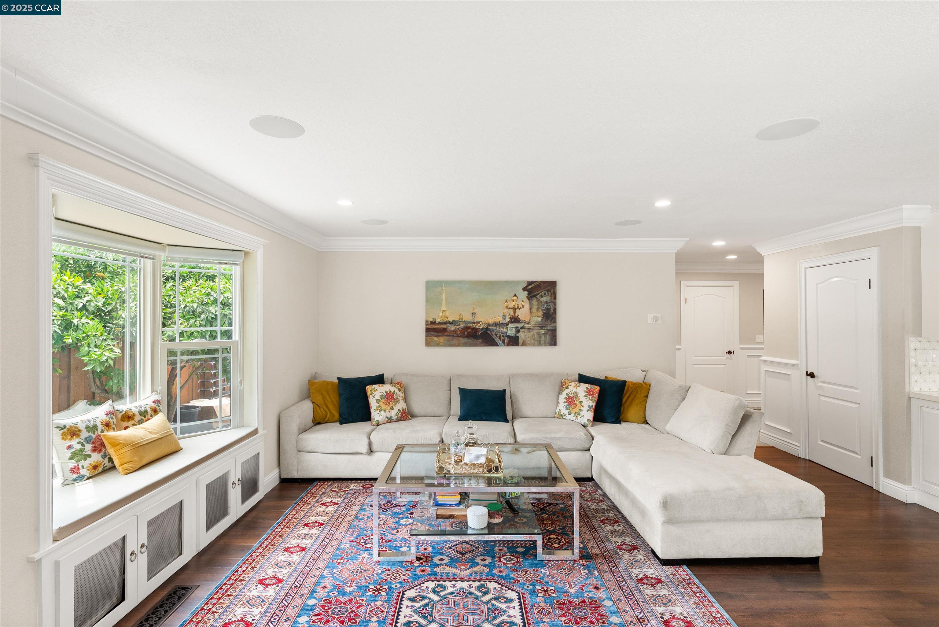 Detail Gallery Image 11 of 52 For 37 Park Fletcher Pl, San Jose,  CA 95136 - 5 Beds | 3 Baths