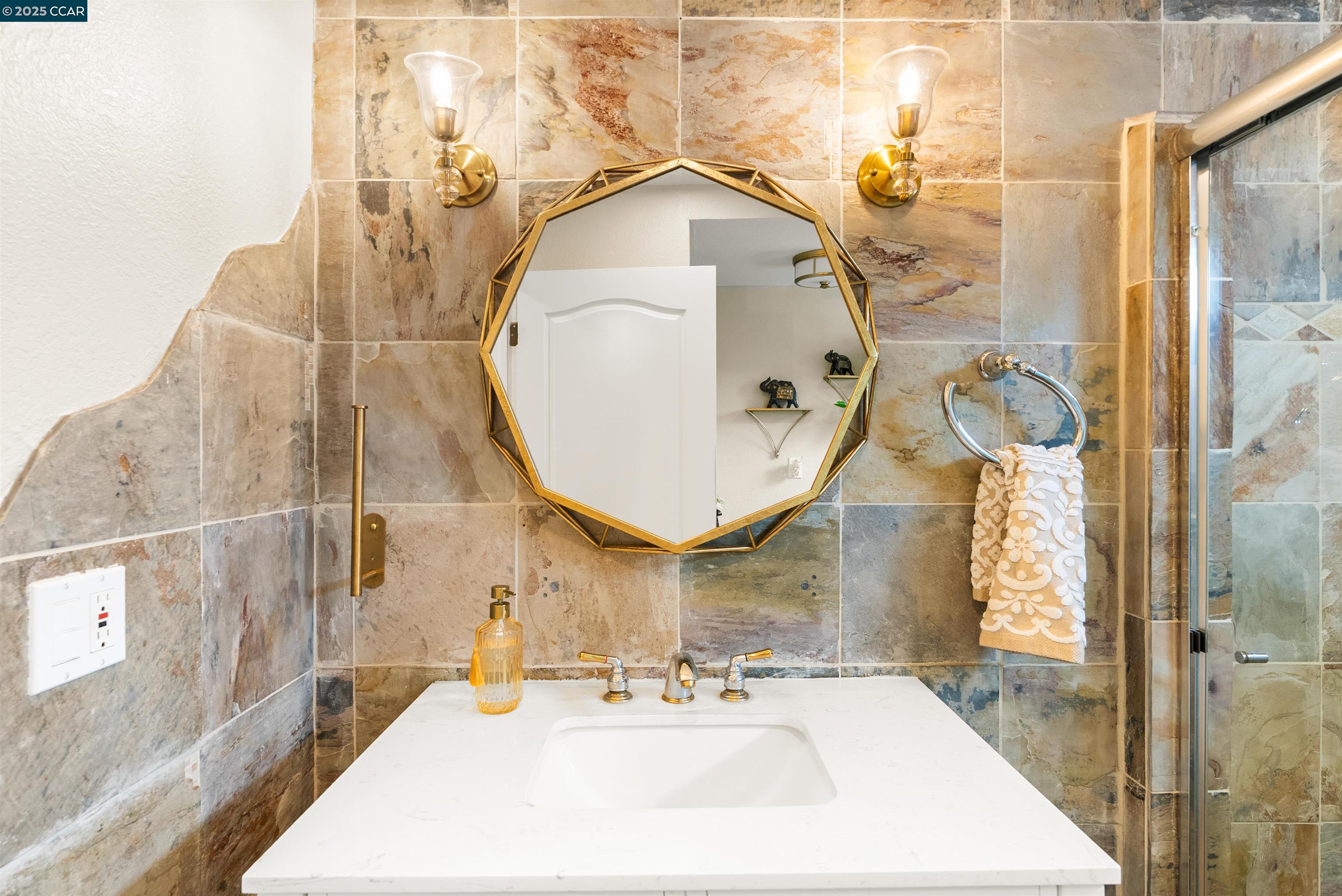 Detail Gallery Image 24 of 52 For 37 Park Fletcher Pl, San Jose,  CA 95136 - 5 Beds | 3 Baths