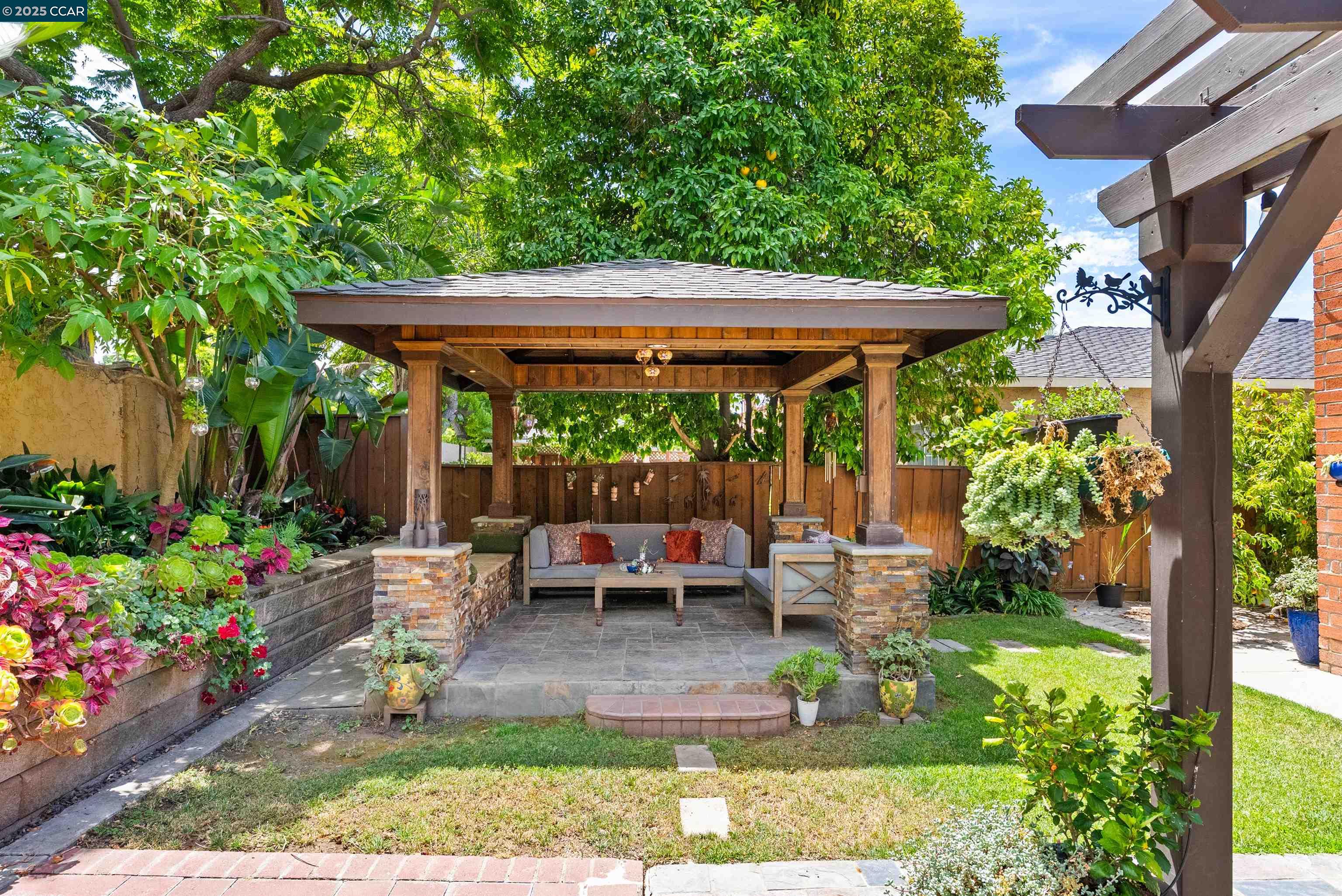 Detail Gallery Image 42 of 52 For 37 Park Fletcher Pl, San Jose,  CA 95136 - 5 Beds | 3 Baths