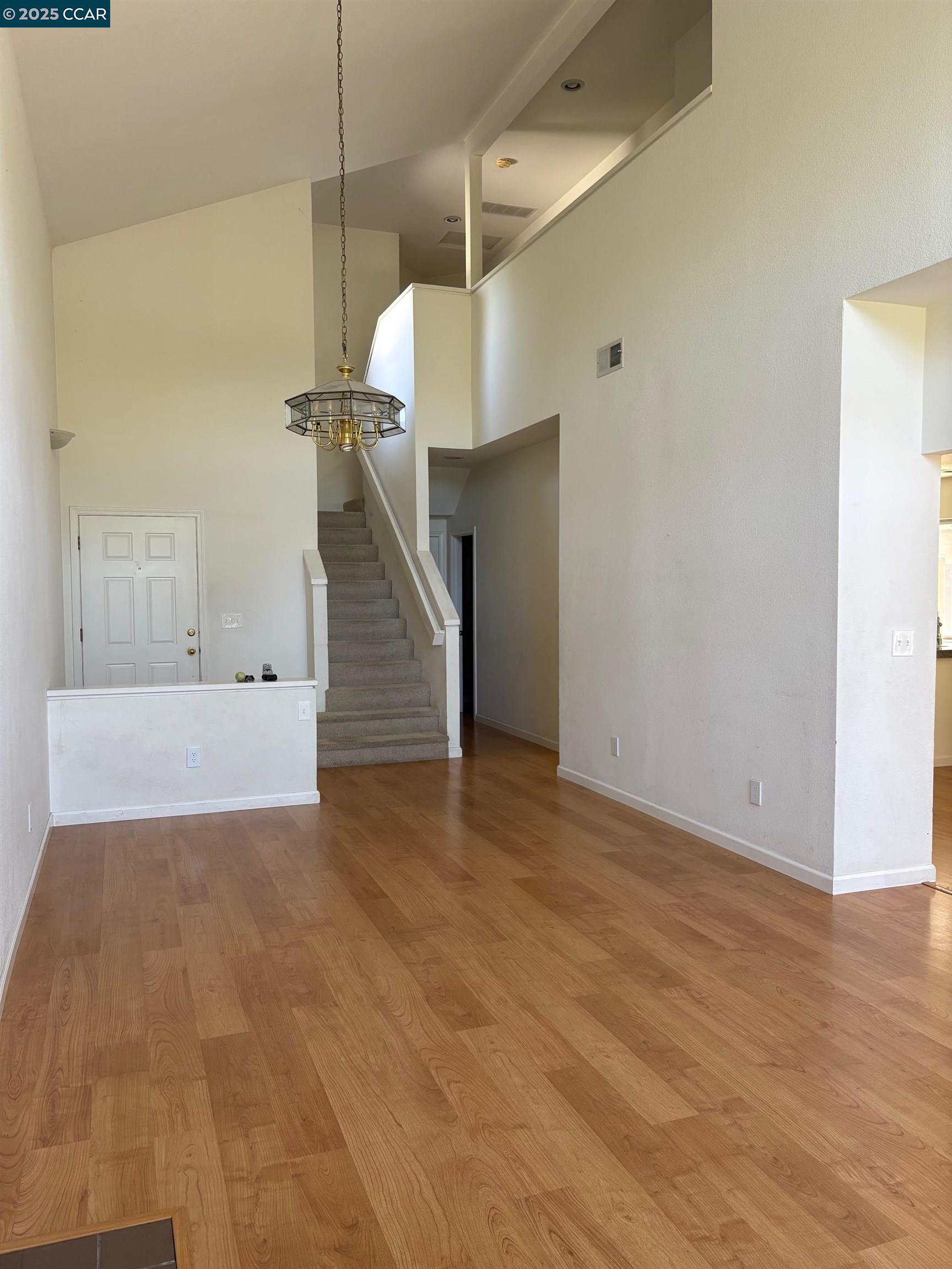 Detail Gallery Image 2 of 30 For 1029 Lakeridge Pl, San Ramon,  CA 94582 - 3 Beds | 2/1 Baths