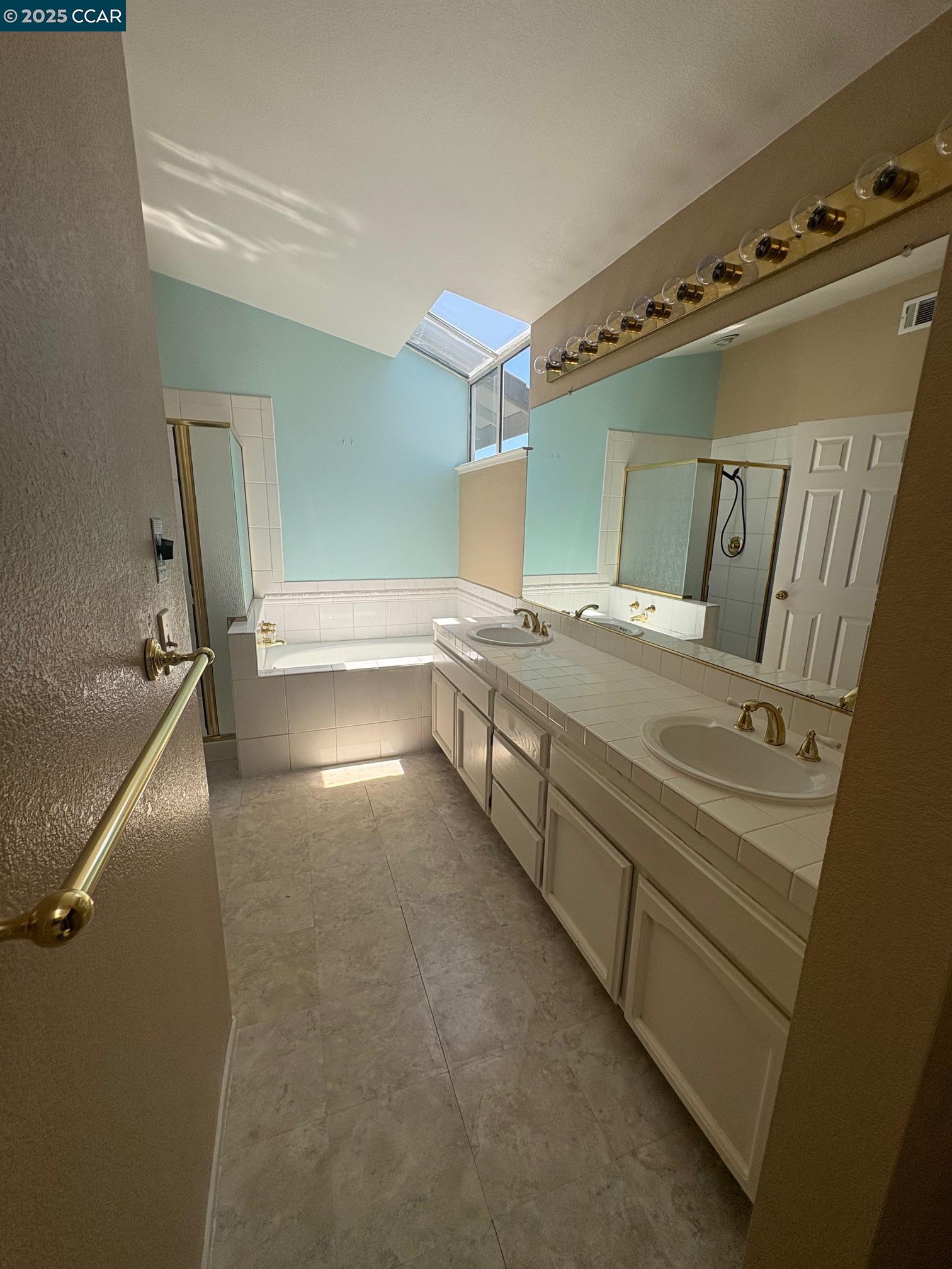 Detail Gallery Image 27 of 30 For 1029 Lakeridge Pl, San Ramon,  CA 94582 - 3 Beds | 2/1 Baths