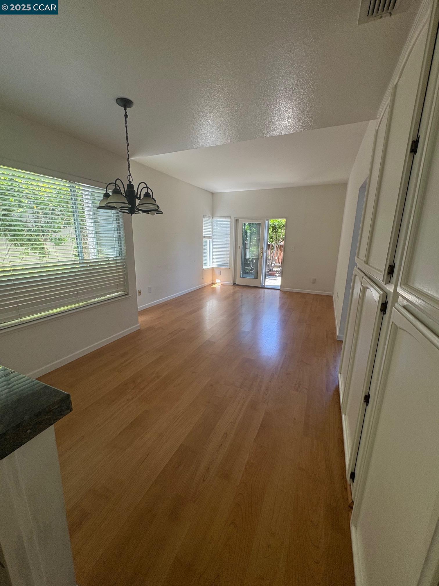 Detail Gallery Image 10 of 30 For 1029 Lakeridge Pl, San Ramon,  CA 94582 - 3 Beds | 2/1 Baths