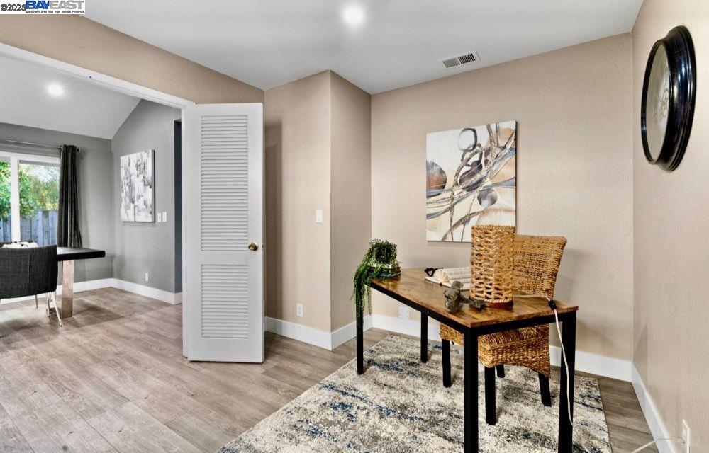 Detail Gallery Image 12 of 29 For 5399 Garrison Cir, San Jose,  CA 95123 - 3 Beds | 2 Baths