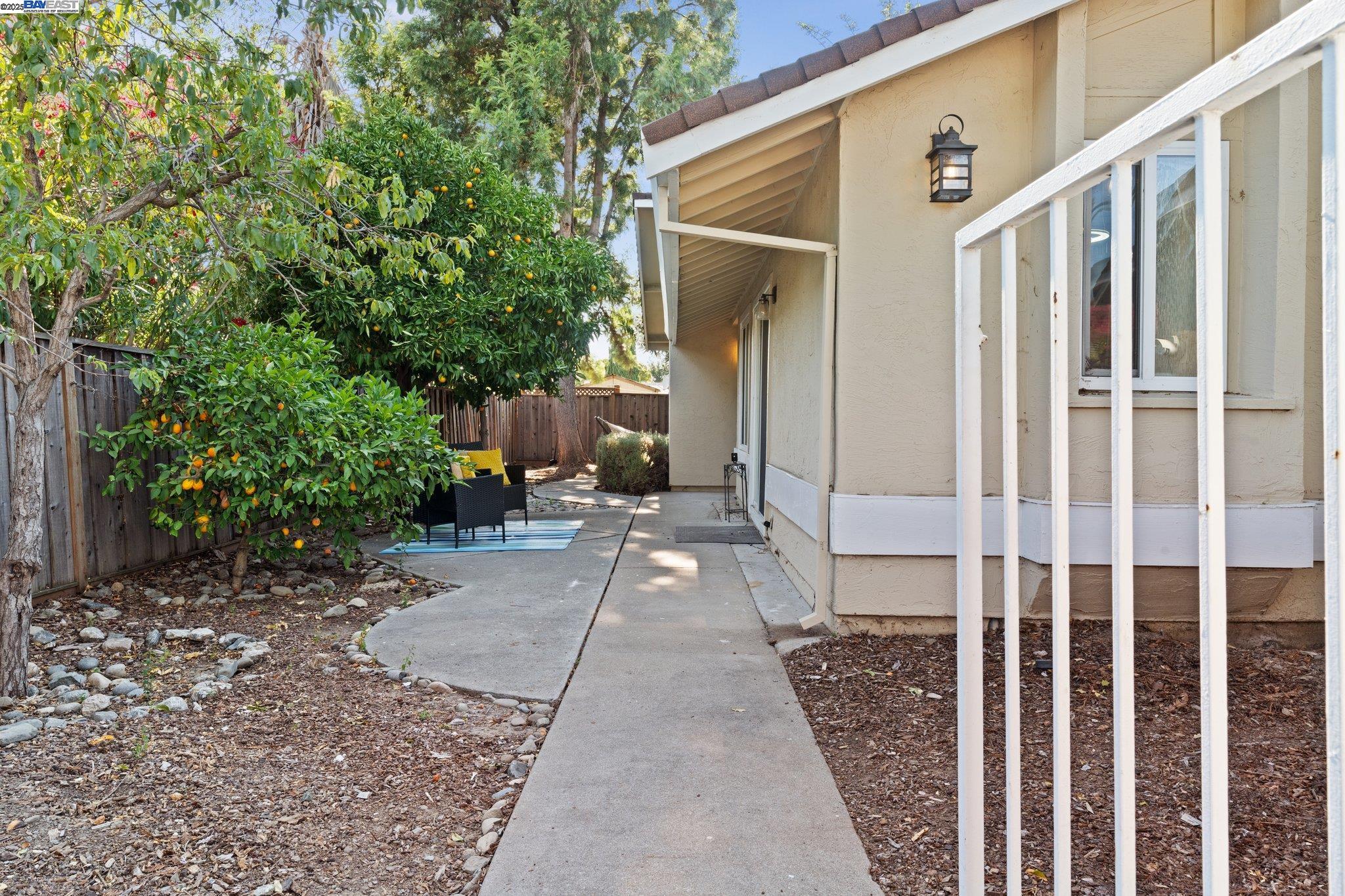 Detail Gallery Image 21 of 29 For 5399 Garrison Cir, San Jose,  CA 95123 - 3 Beds | 2 Baths