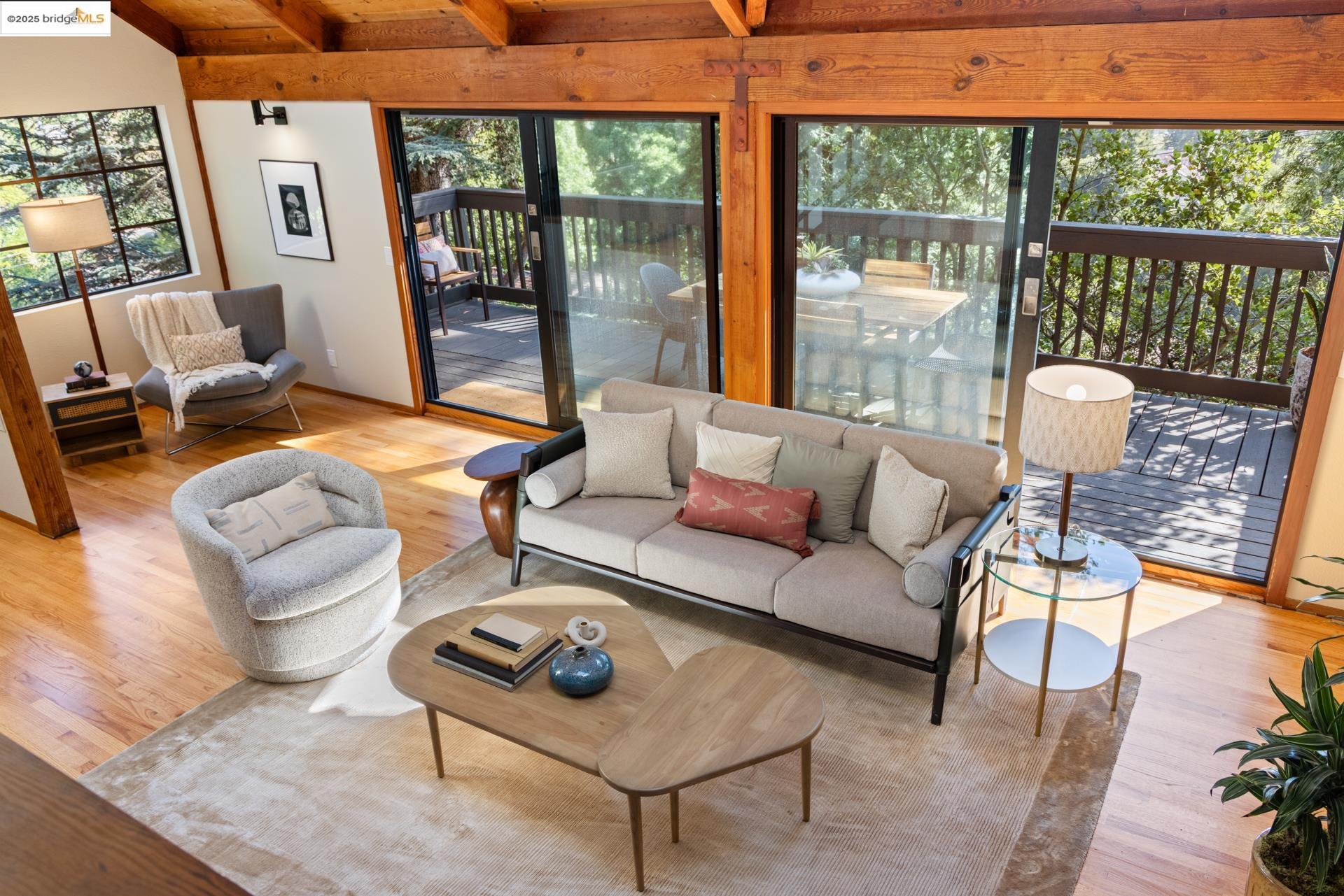 Detail Gallery Image 20 of 57 For 2686 Shasta Road, Berkeley,  CA 94708 - 3 Beds | 2/1 Baths