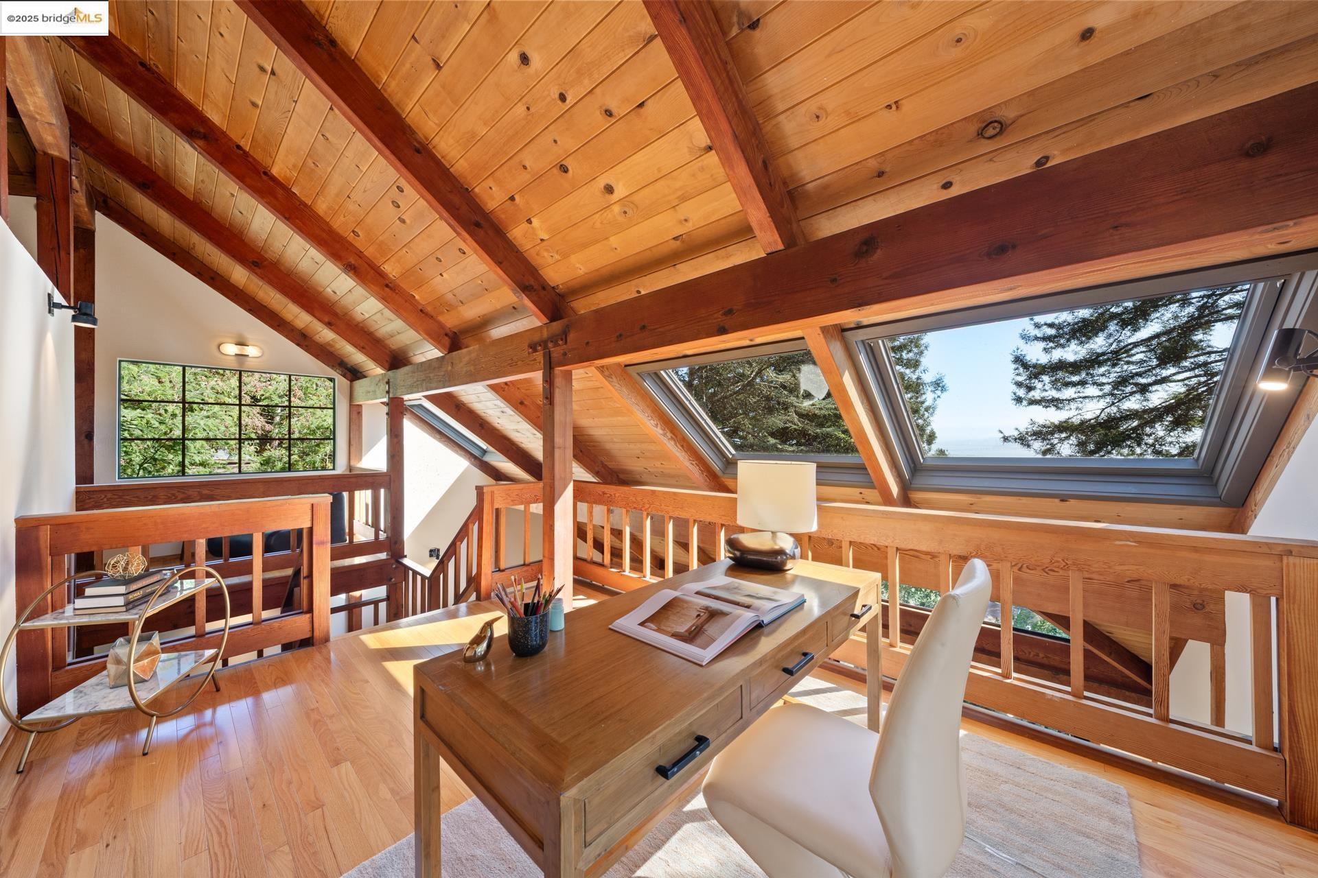 Detail Gallery Image 37 of 57 For 2686 Shasta Road, Berkeley,  CA 94708 - 3 Beds | 2/1 Baths