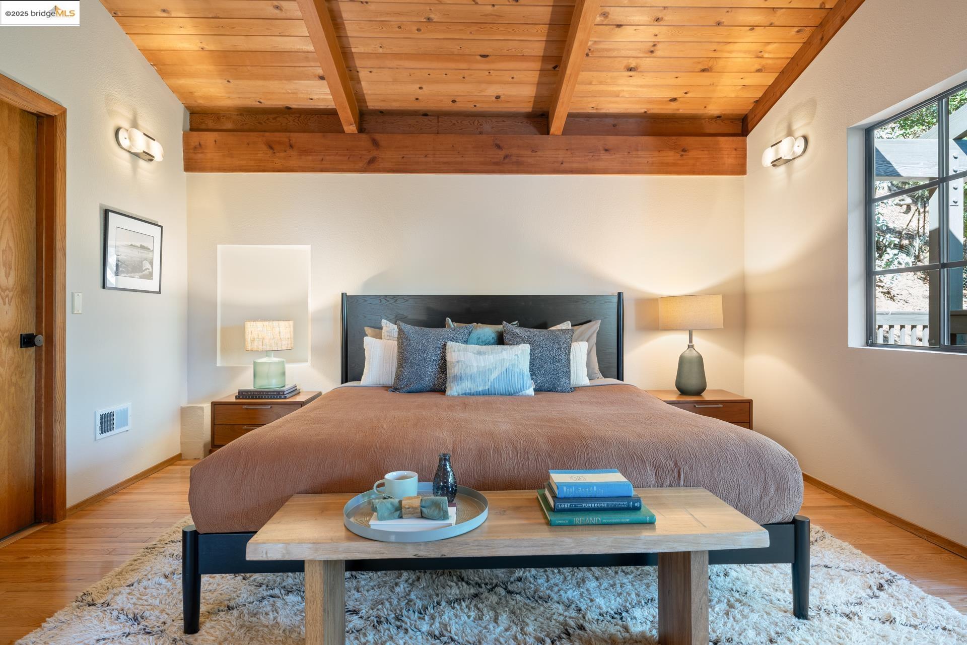 Detail Gallery Image 40 of 57 For 2686 Shasta Road, Berkeley,  CA 94708 - 3 Beds | 2/1 Baths