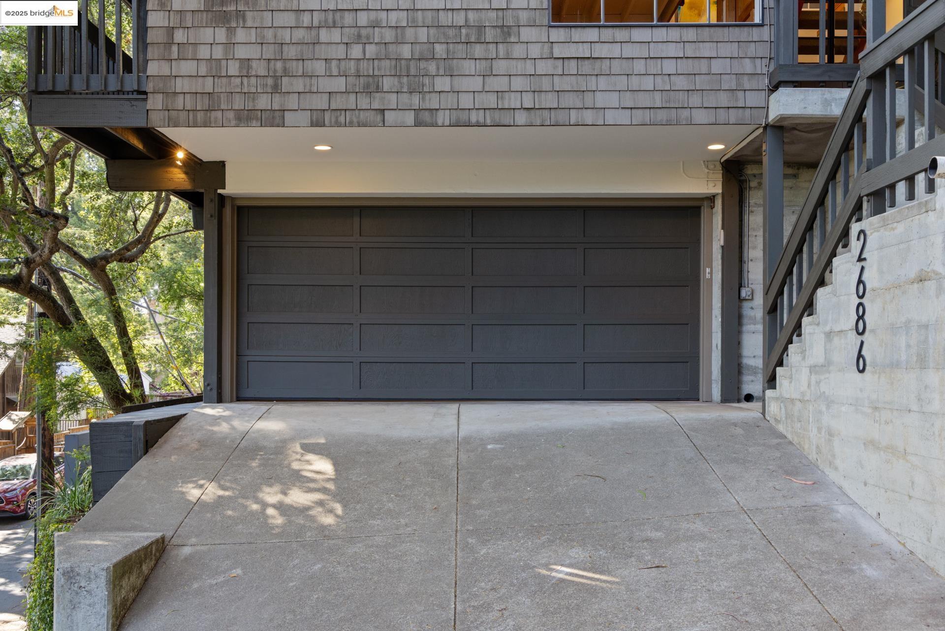 Detail Gallery Image 50 of 57 For 2686 Shasta Road, Berkeley,  CA 94708 - 3 Beds | 2/1 Baths