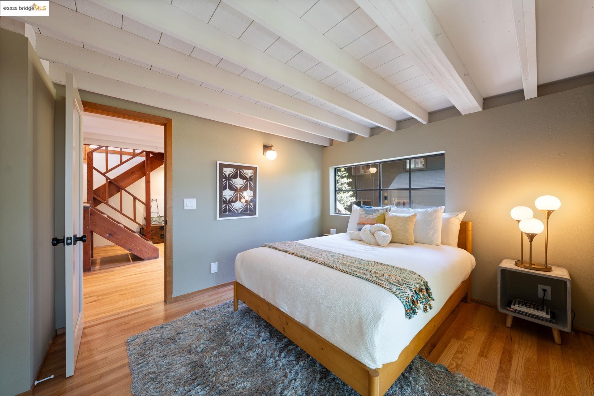 Detail Gallery Image 10 of 57 For 2686 Shasta Road, Berkeley,  CA 94708 - 3 Beds | 2/1 Baths