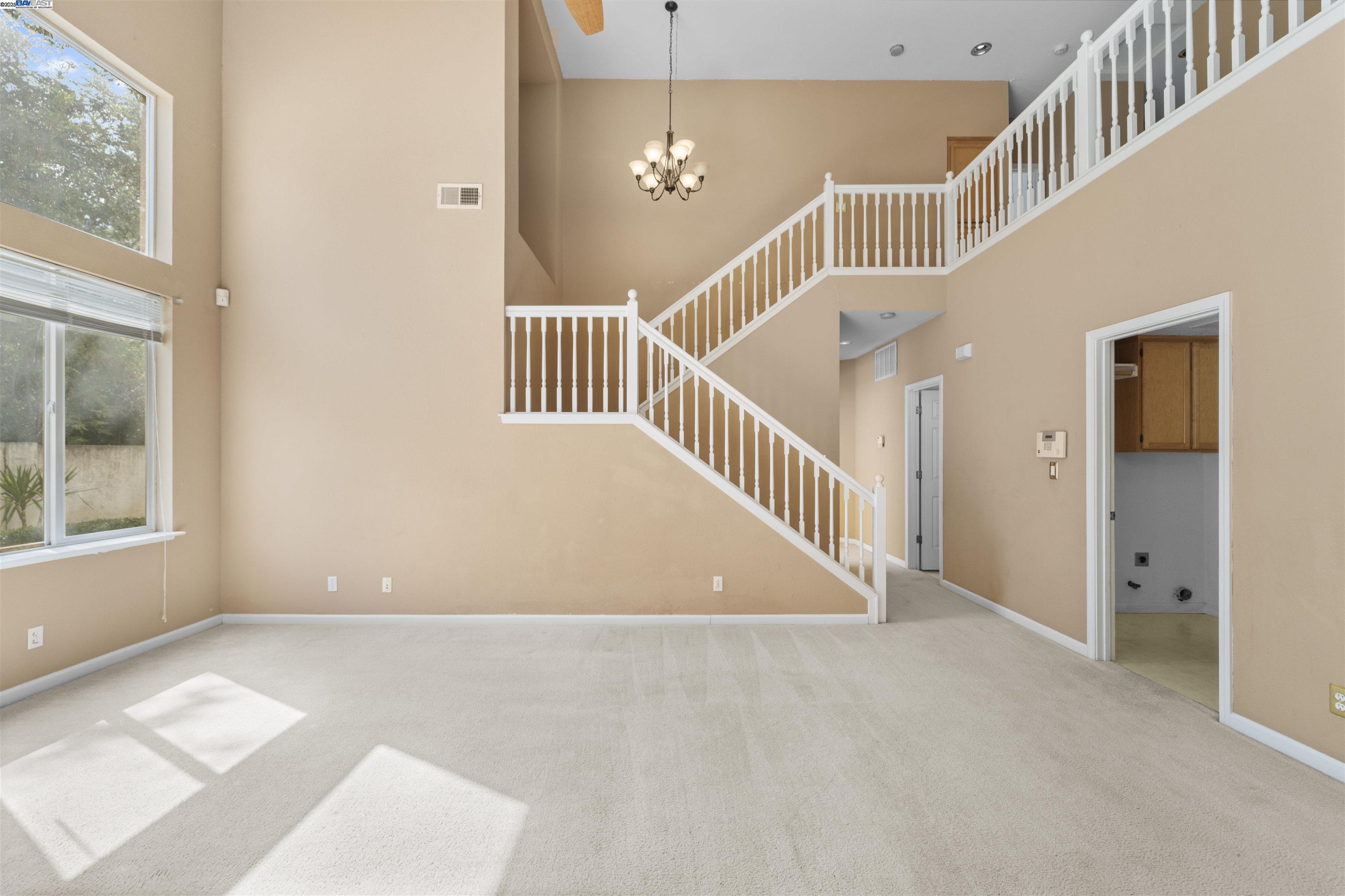 Detail Gallery Image 11 of 50 For 2601 Forty Niner Way, Antioch,  CA 94531 - 4 Beds | 2/1 Baths