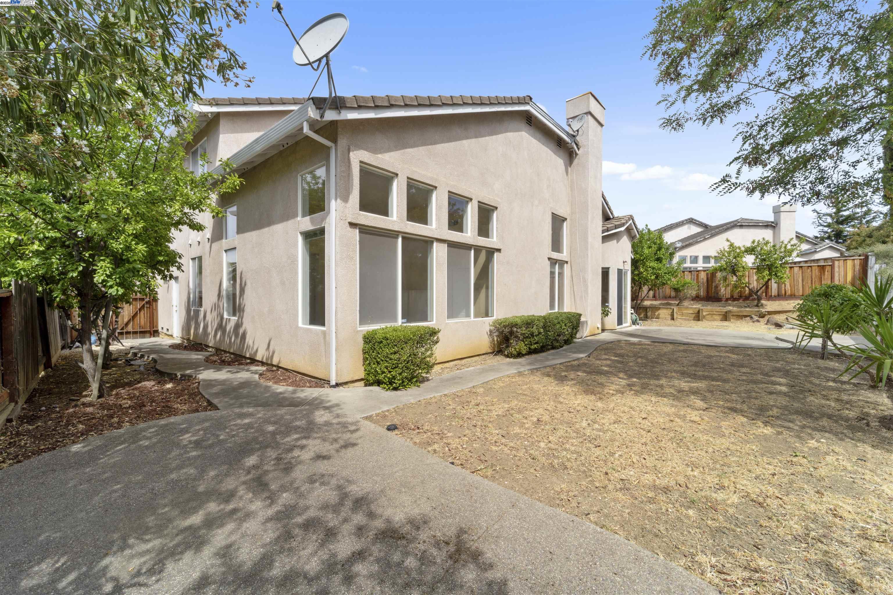 Detail Gallery Image 41 of 50 For 2601 Forty Niner Way, Antioch,  CA 94531 - 4 Beds | 2/1 Baths