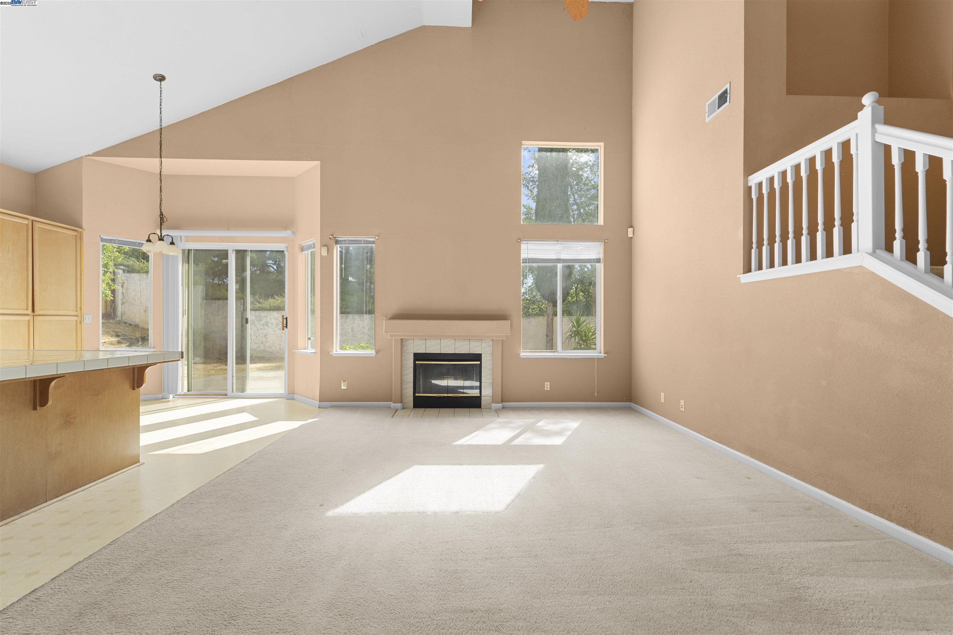 Detail Gallery Image 10 of 50 For 2601 Forty Niner Way, Antioch,  CA 94531 - 4 Beds | 2/1 Baths