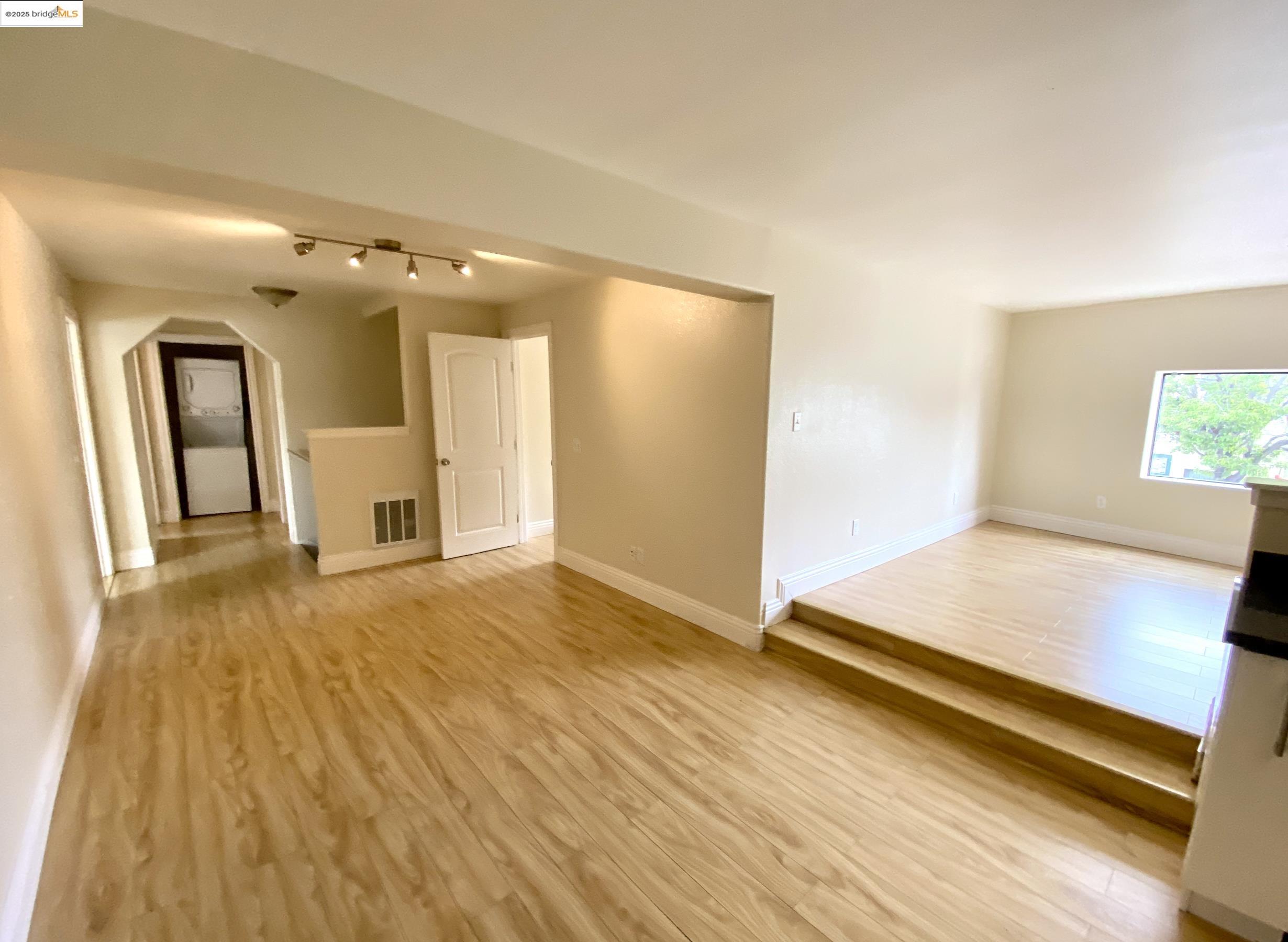 Detail Gallery Image 17 of 34 For 3607 Maple Ave, Oakland,  CA 94602 - – Beds | – Baths