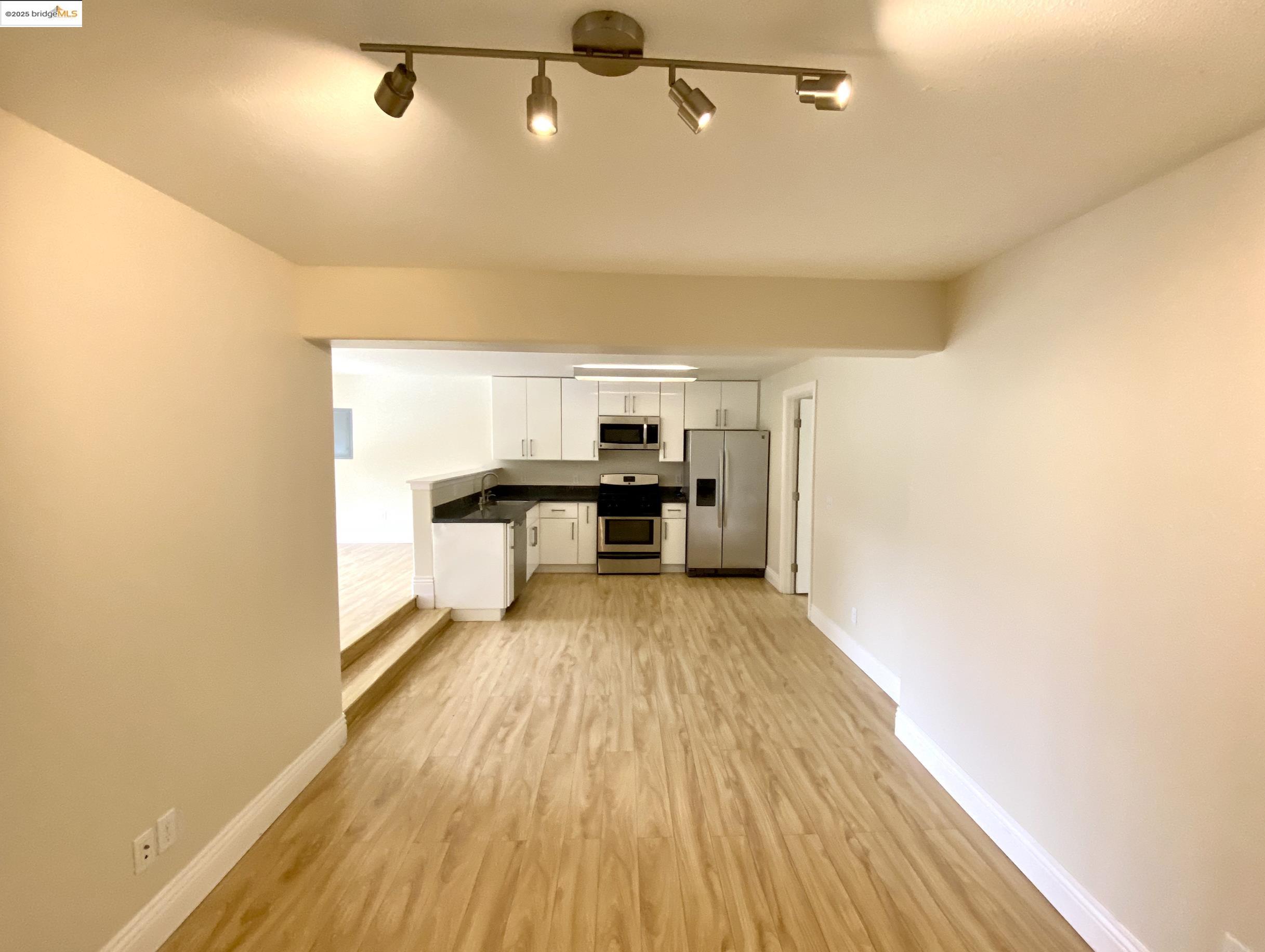 Detail Gallery Image 18 of 34 For 3607 Maple Ave, Oakland,  CA 94602 - – Beds | – Baths