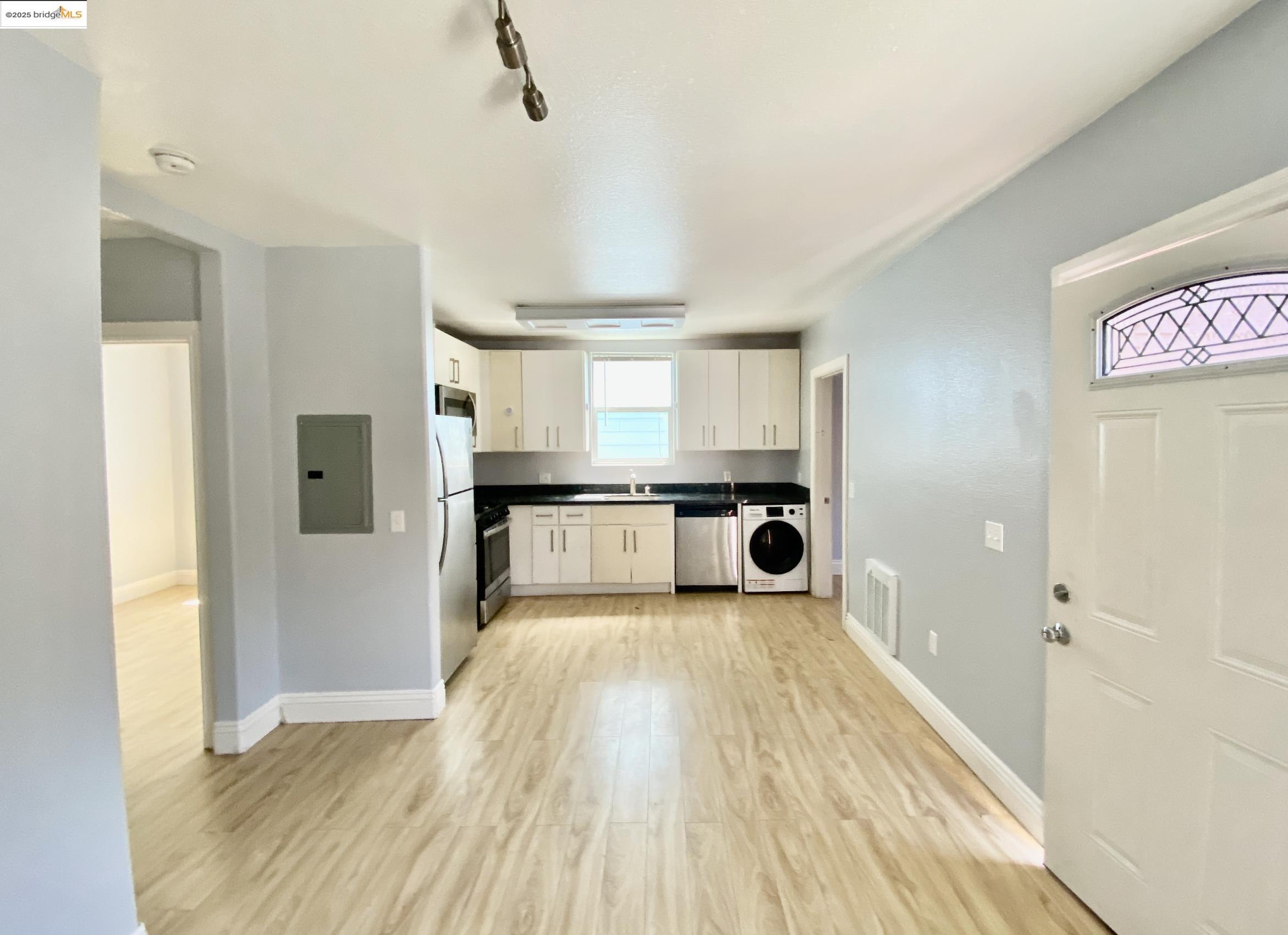 Detail Gallery Image 27 of 34 For 3607 Maple Ave, Oakland,  CA 94602 - – Beds | – Baths