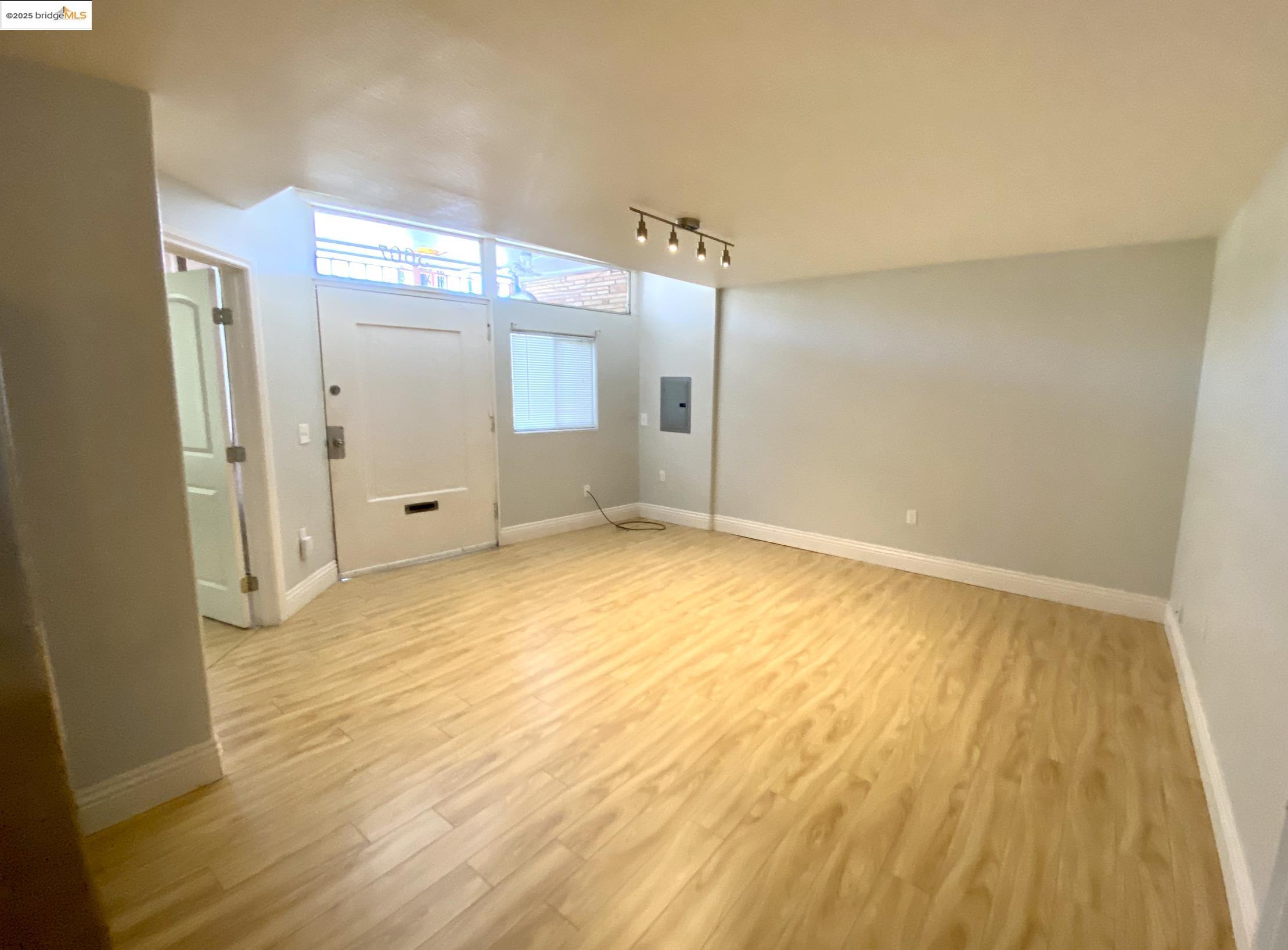 Detail Gallery Image 30 of 34 For 3607 Maple Ave, Oakland,  CA 94602 - – Beds | – Baths