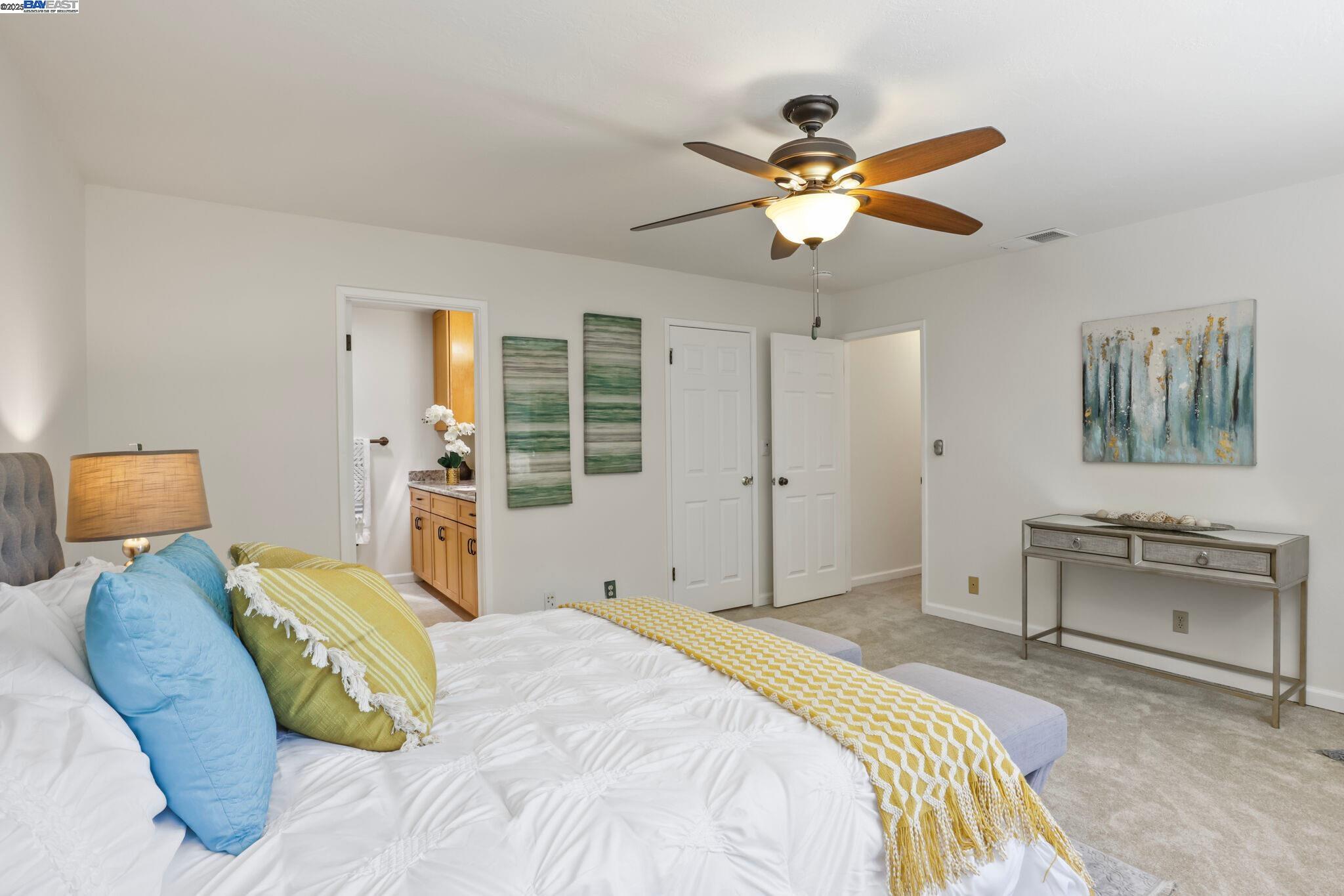 Detail Gallery Image 23 of 44 For 5778 Mountain Ct, Castro Valley,  CA 94552 - 4 Beds | 2/1 Baths