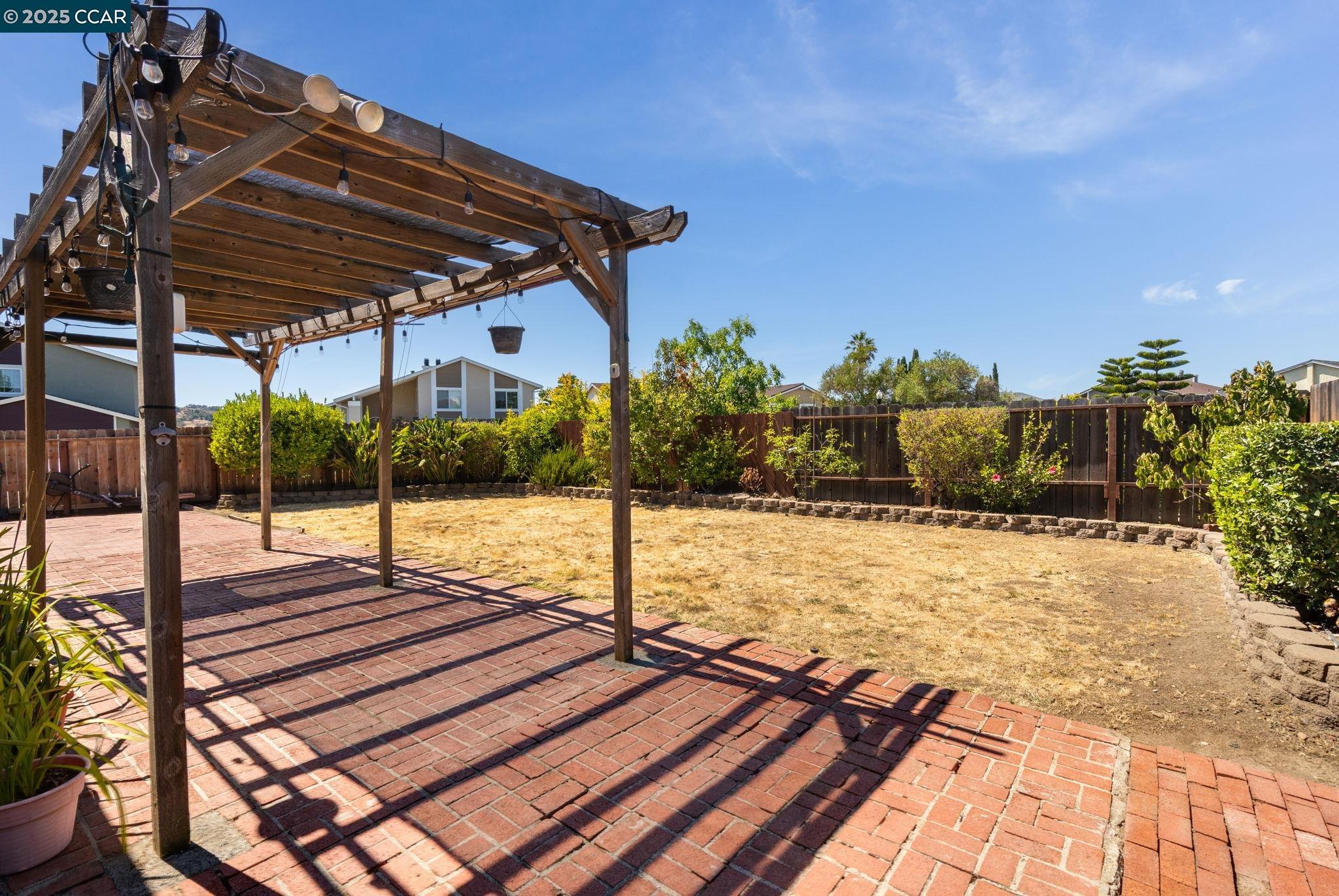 Detail Gallery Image 30 of 42 For 103 Columbine Dr, Hercules,  CA 94547 - 3 Beds | 2 Baths