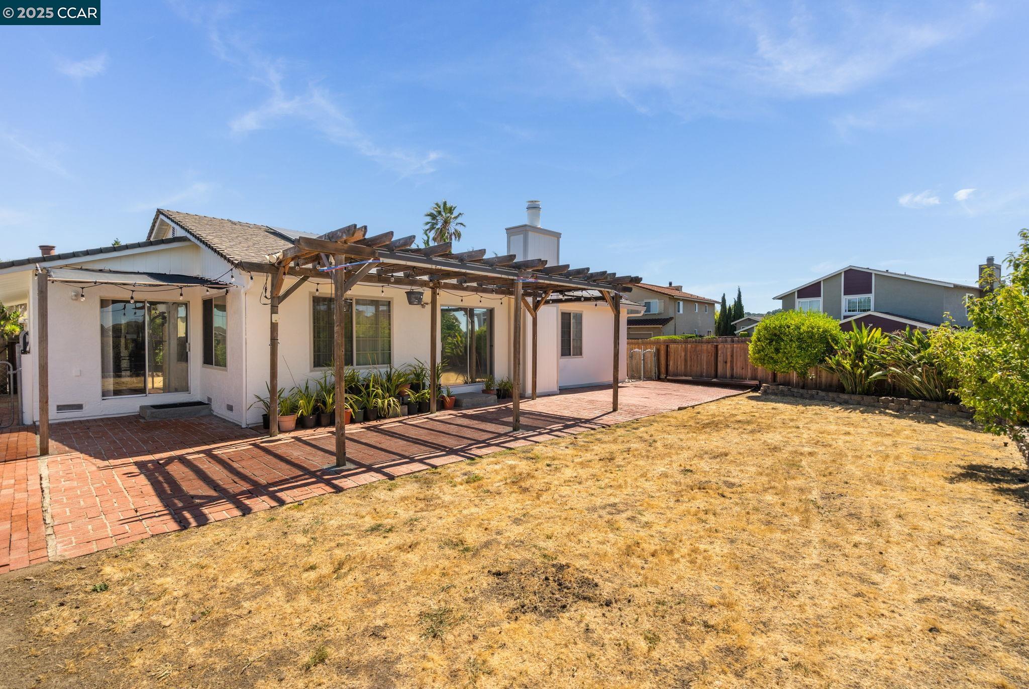 Detail Gallery Image 32 of 42 For 103 Columbine Dr, Hercules,  CA 94547 - 3 Beds | 2 Baths