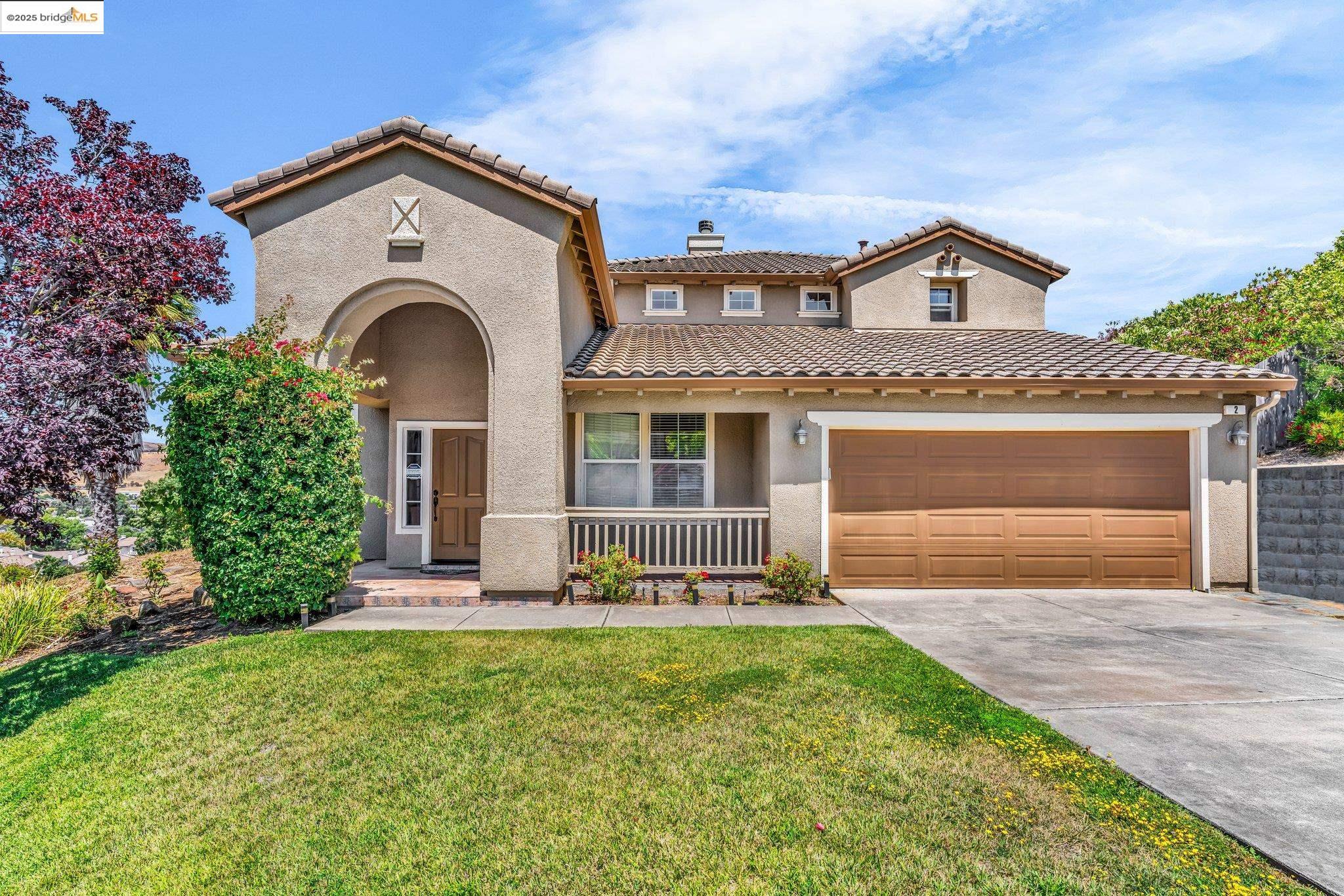 Detail Gallery Image 1 of 37 For 2 Starling Ct, American Canyon,  CA 94503 - 5 Beds | 3 Baths