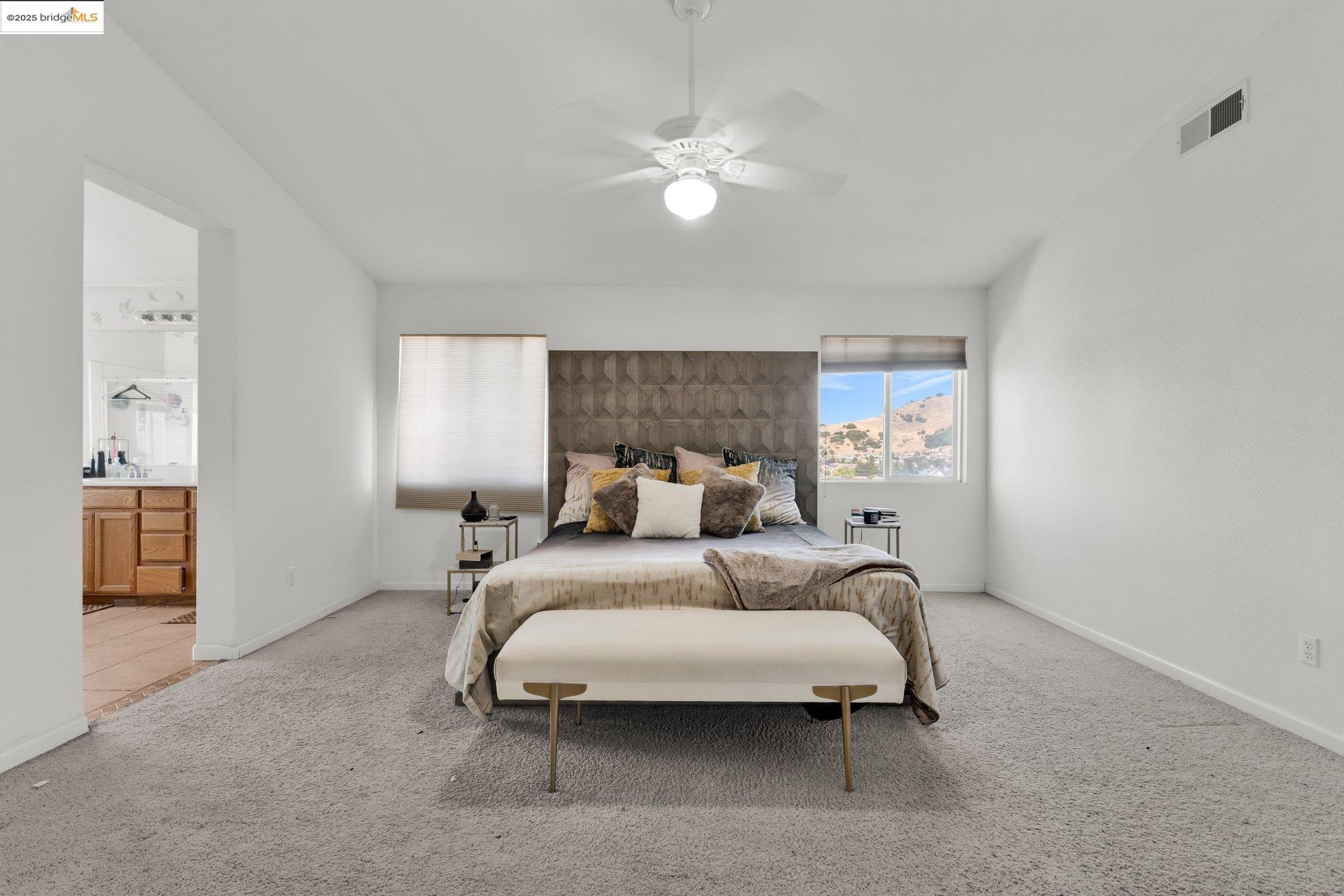 Detail Gallery Image 22 of 37 For 2 Starling Ct, American Canyon,  CA 94503 - 5 Beds | 3 Baths