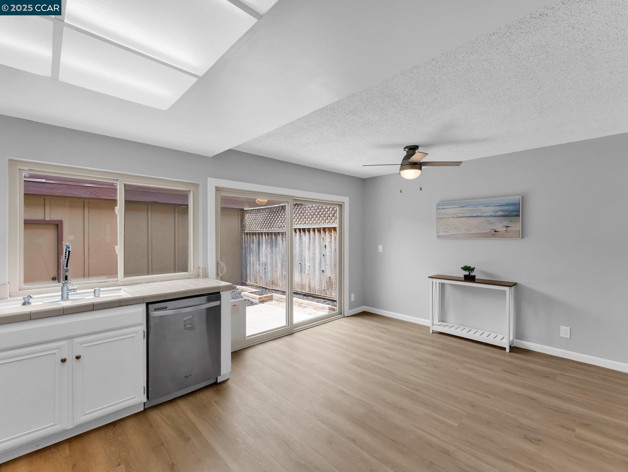 Detail Gallery Image 14 of 51 For 814 Heartwood Way, San Jose,  CA 95133 - 3 Beds | 1/1 Baths