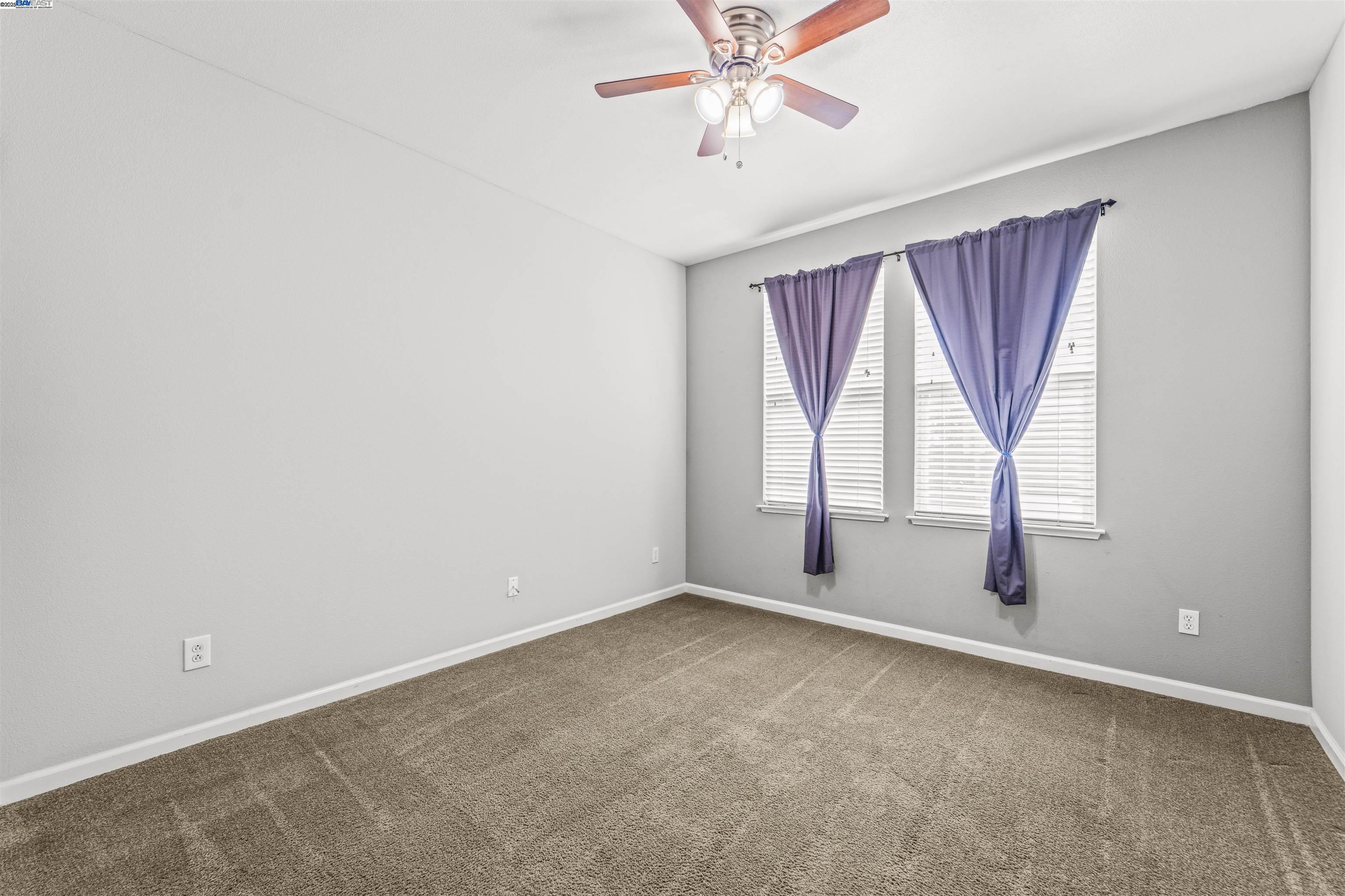Detail Gallery Image 11 of 59 For 3684 Otter Brook Loop, Discovery Bay,  CA 94505 - 4 Beds | 3/1 Baths