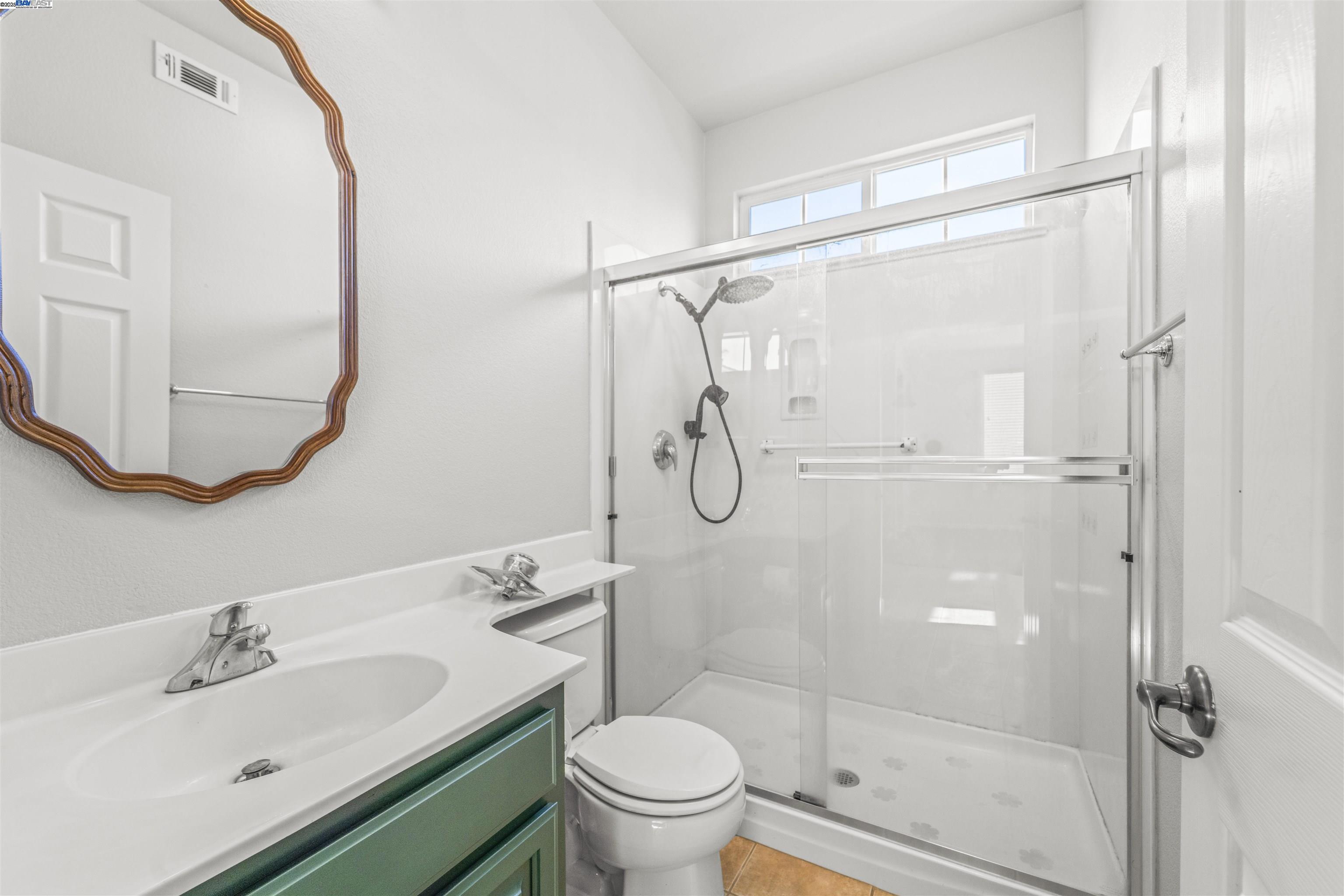 Detail Gallery Image 12 of 59 For 3684 Otter Brook Loop, Discovery Bay,  CA 94505 - 4 Beds | 3/1 Baths