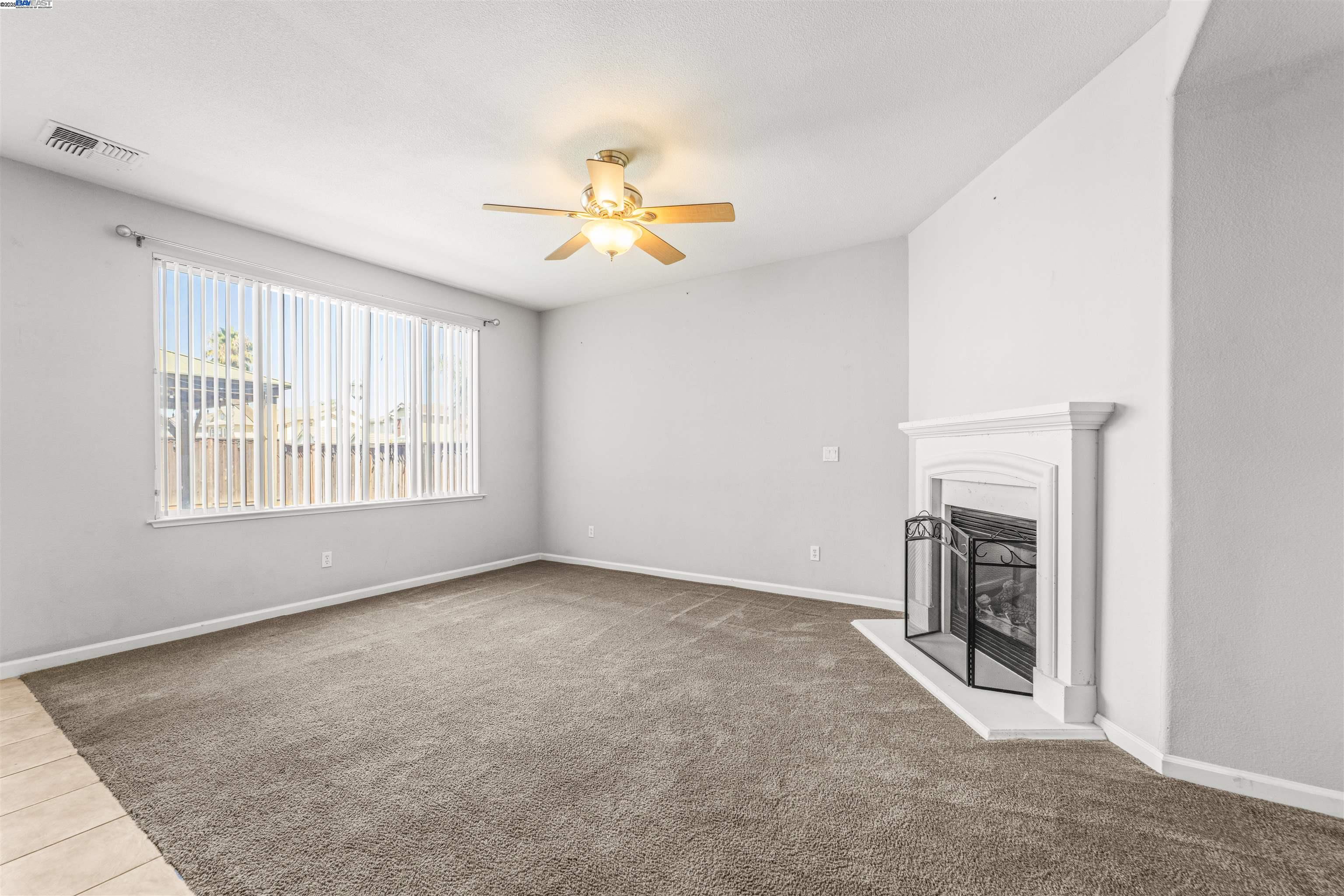 Detail Gallery Image 21 of 59 For 3684 Otter Brook Loop, Discovery Bay,  CA 94505 - 4 Beds | 3/1 Baths