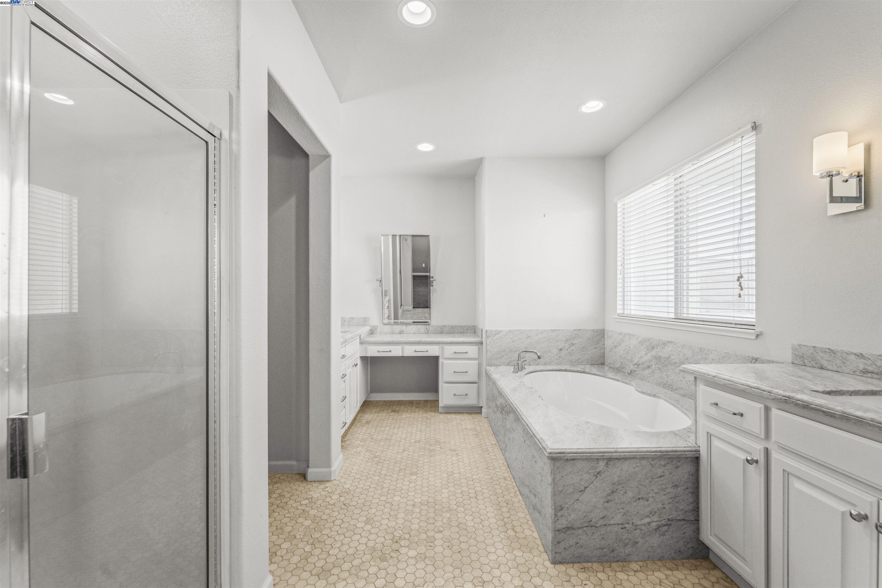 Detail Gallery Image 48 of 59 For 3684 Otter Brook Loop, Discovery Bay,  CA 94505 - 4 Beds | 3/1 Baths