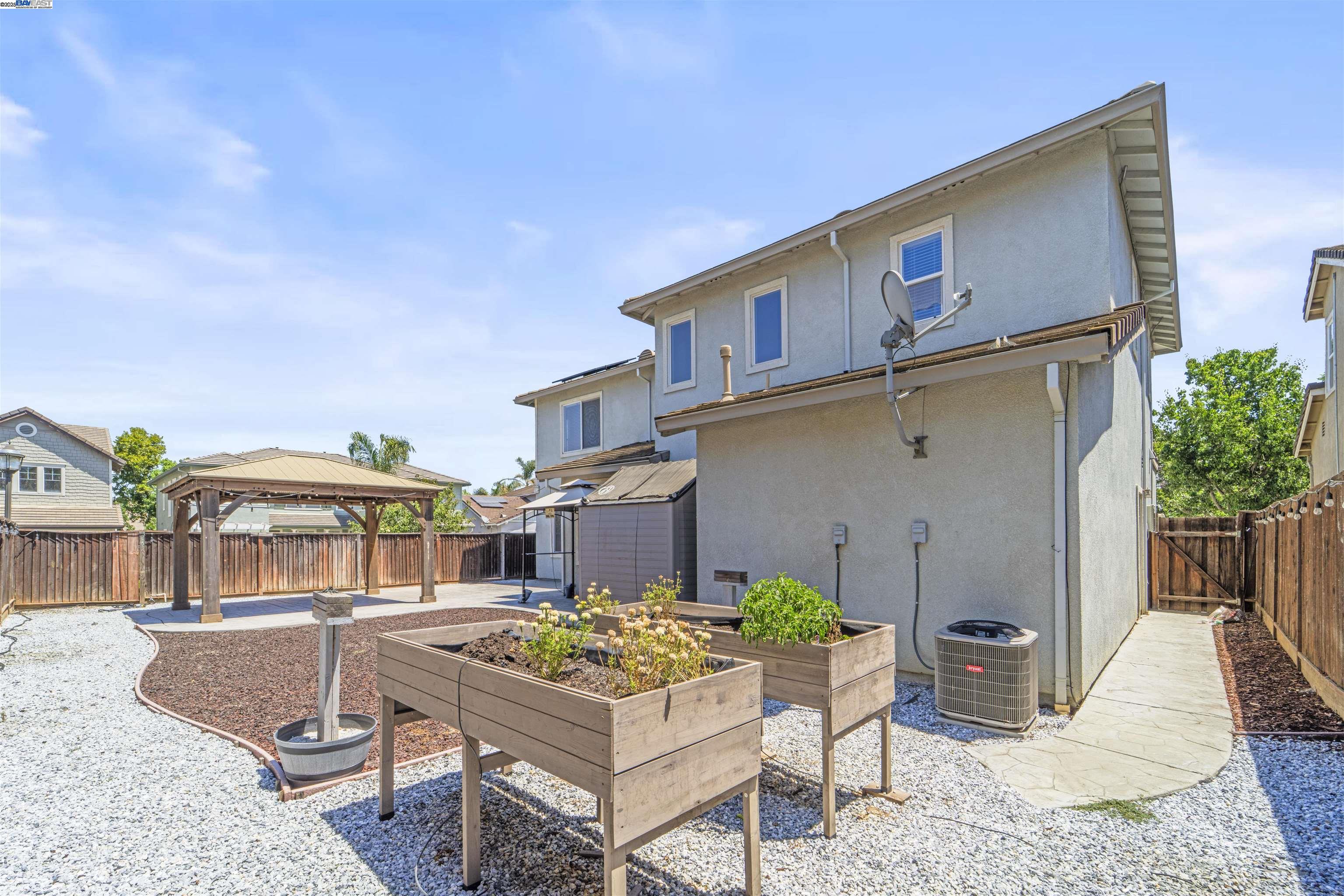 Detail Gallery Image 55 of 59 For 3684 Otter Brook Loop, Discovery Bay,  CA 94505 - 4 Beds | 3/1 Baths